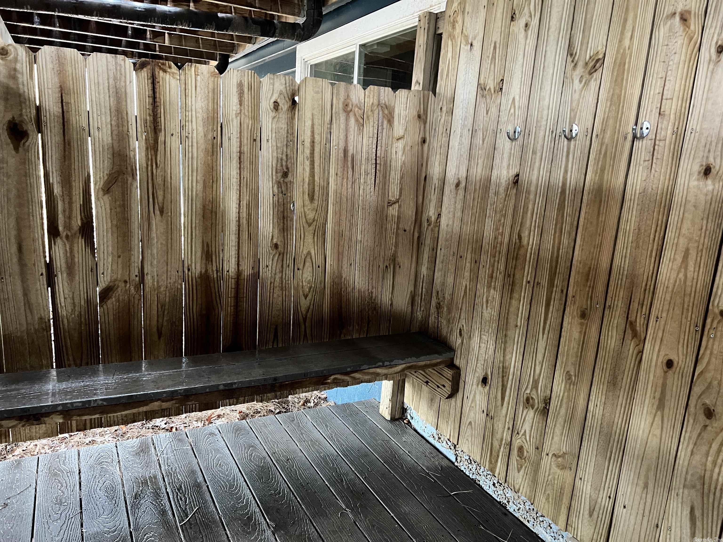 COWHIDE COVE HOME - Residential