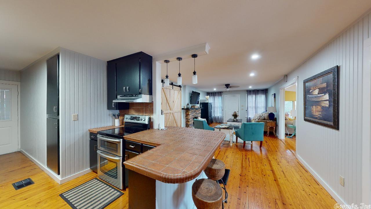 COWHIDE COVE HOME - Residential