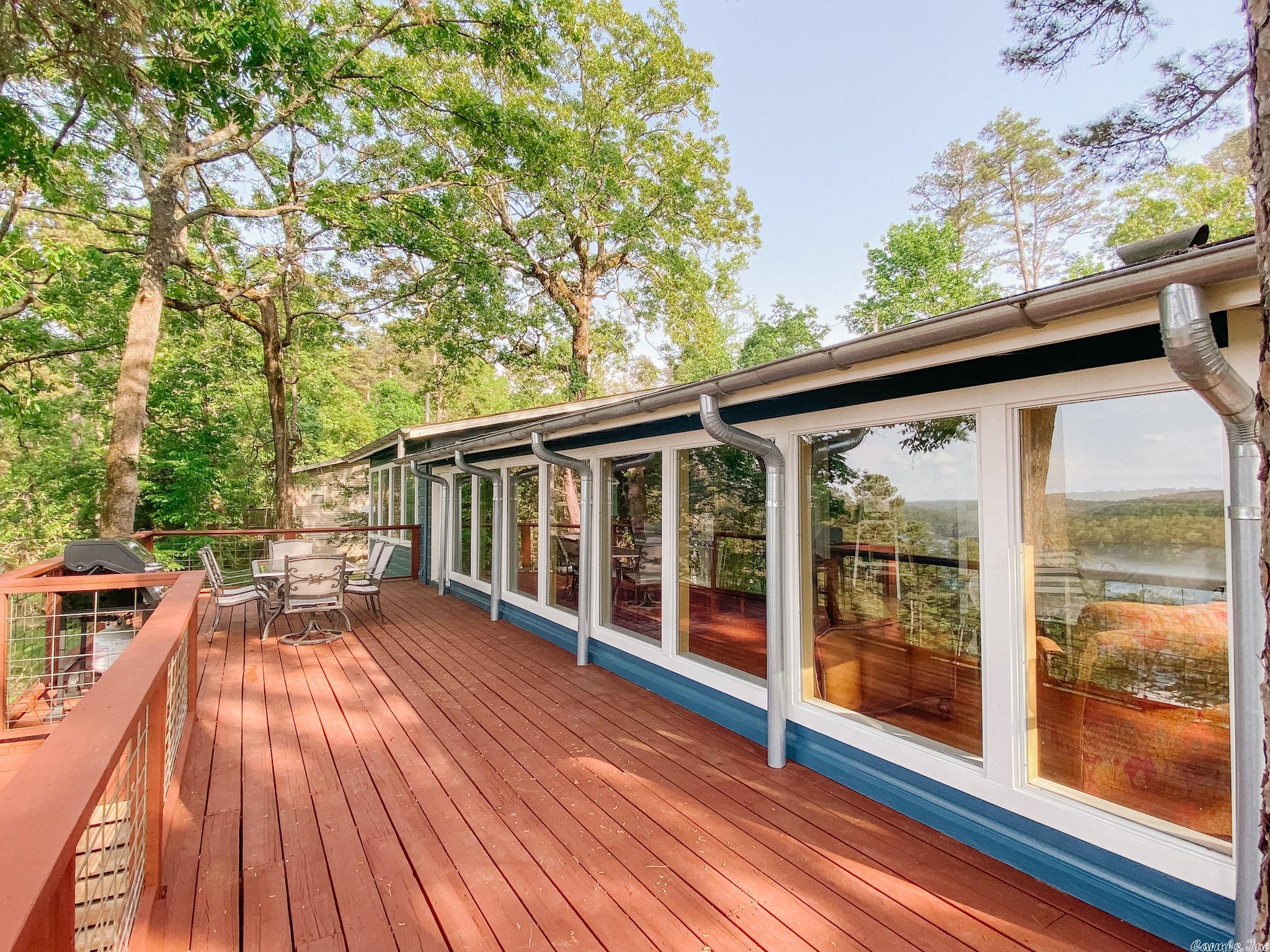 COWHIDE COVE HOME - Residential