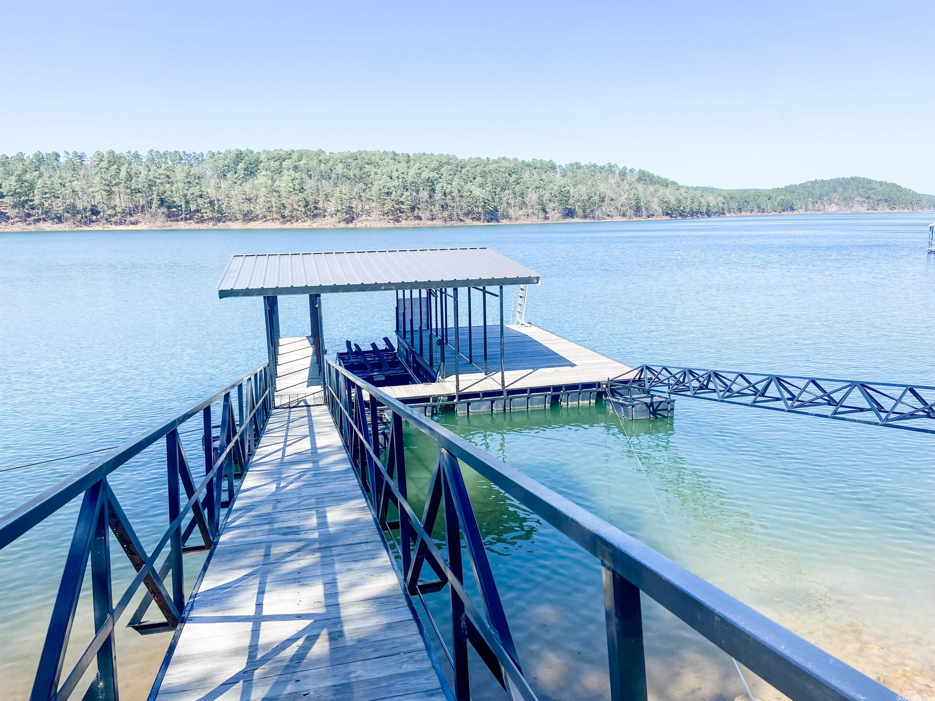 COWHIDE COVE HOME - Residential