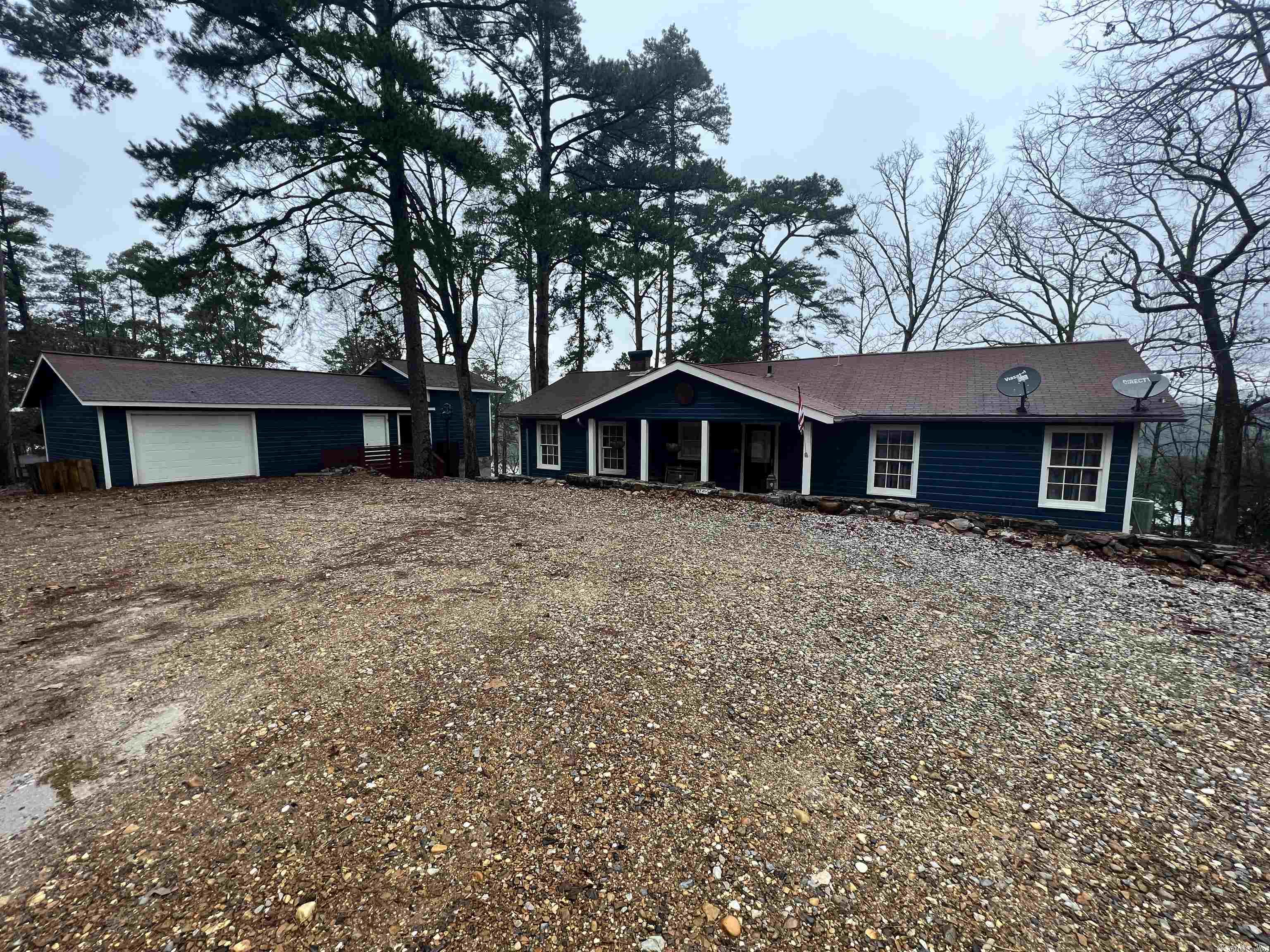 COWHIDE COVE HOME - Residential