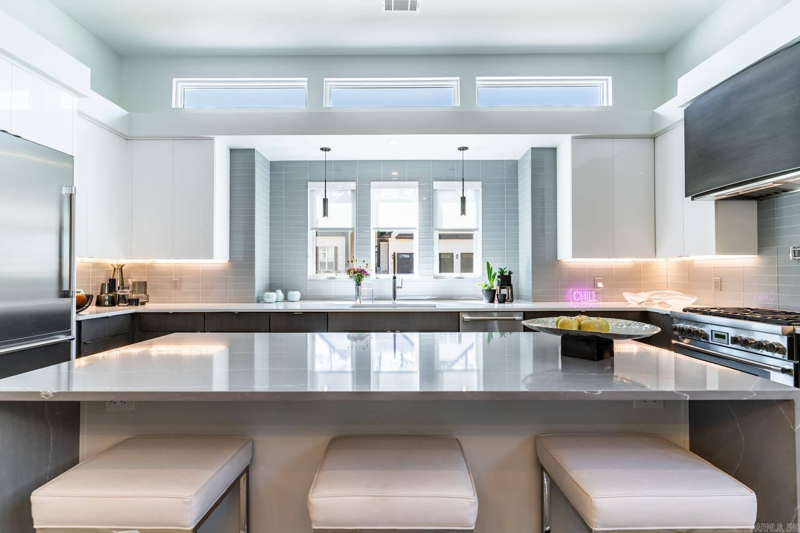 CHENAL VALLEY "ENSBURY PLACE" - Residential