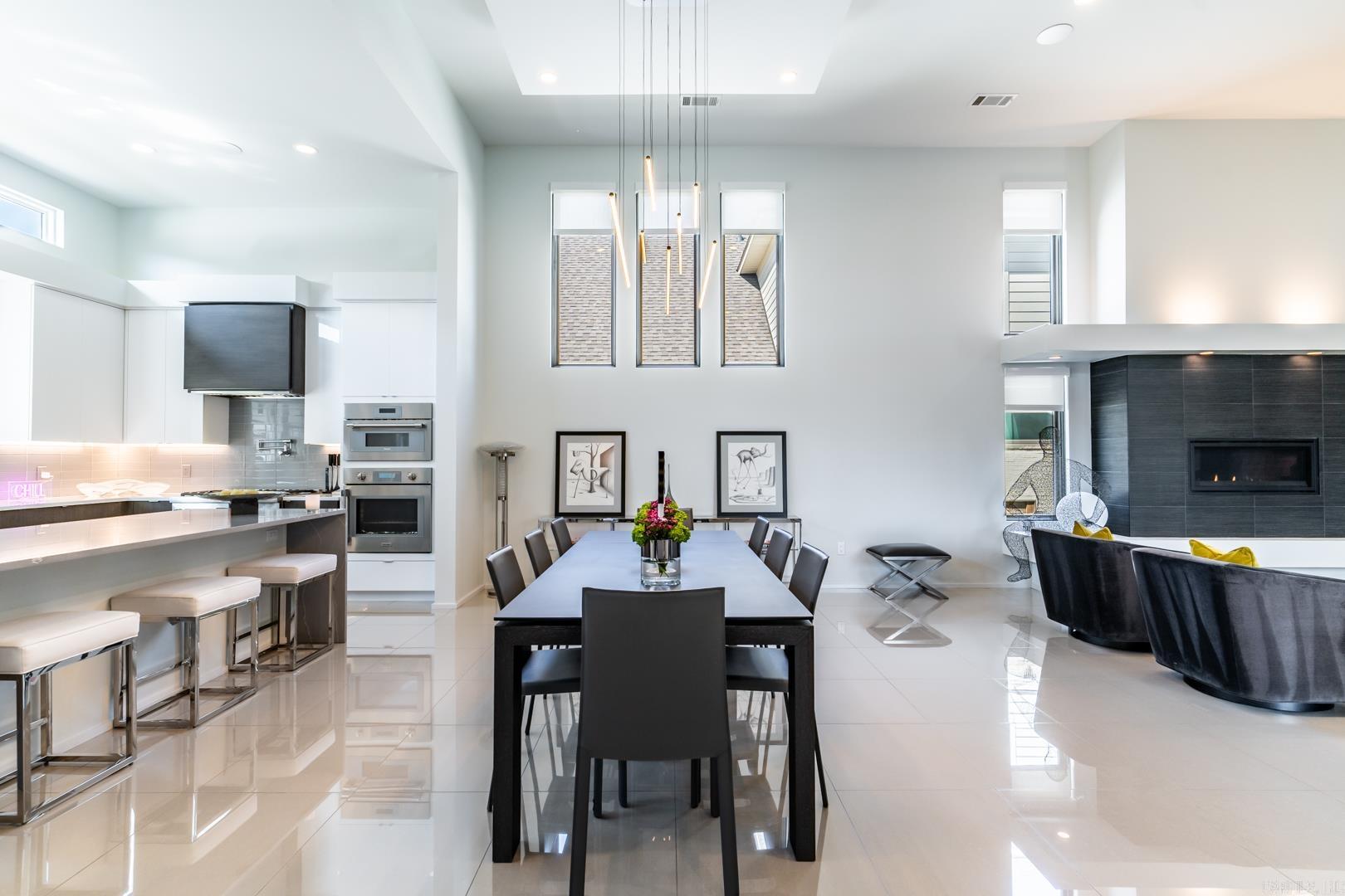 CHENAL VALLEY "ENSBURY PLACE" - Residential