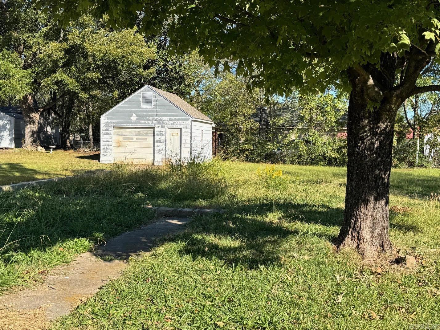 GRIFFITH, J.R. - Land