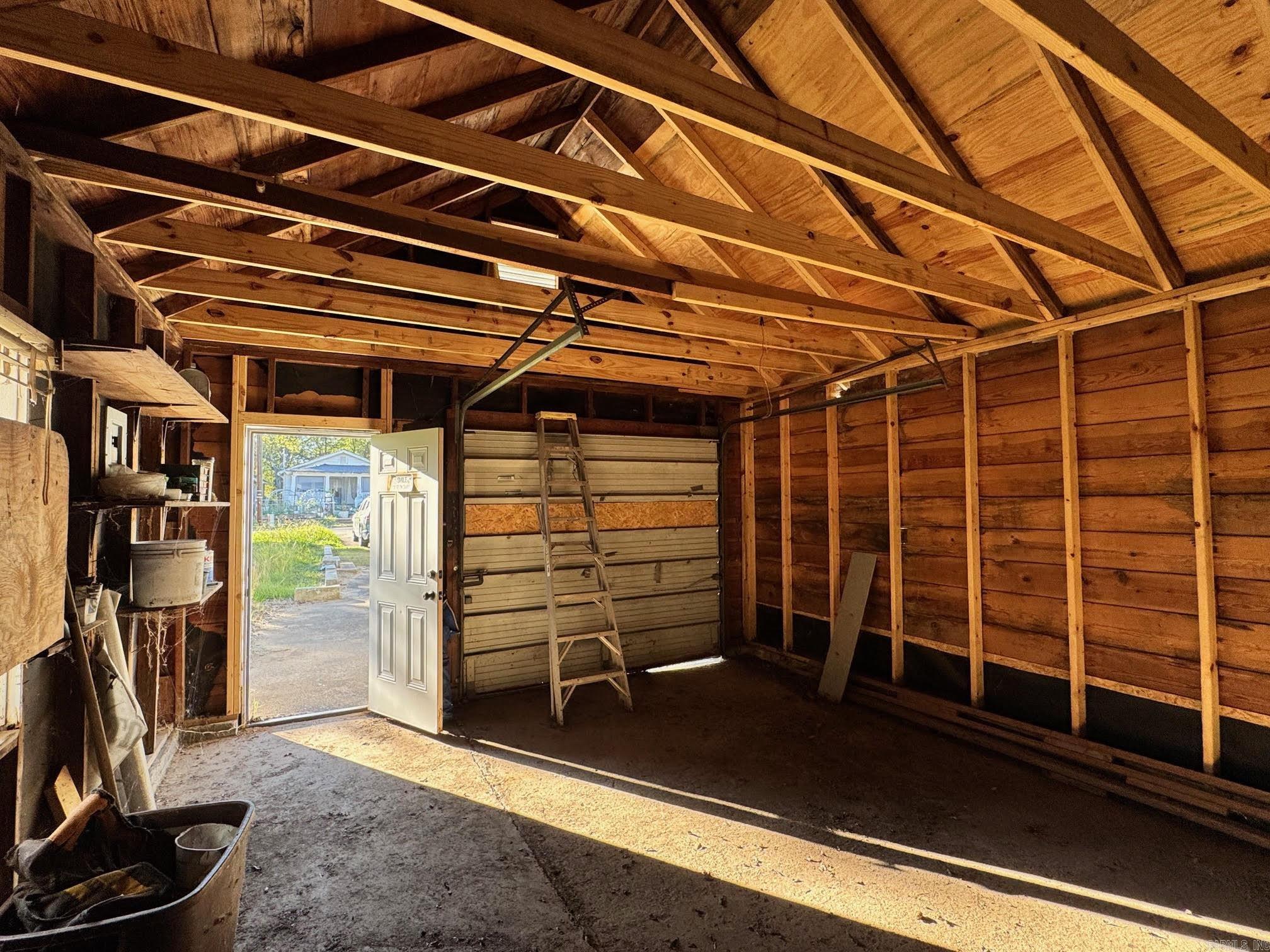 GRIFFITH, J.R. - Land