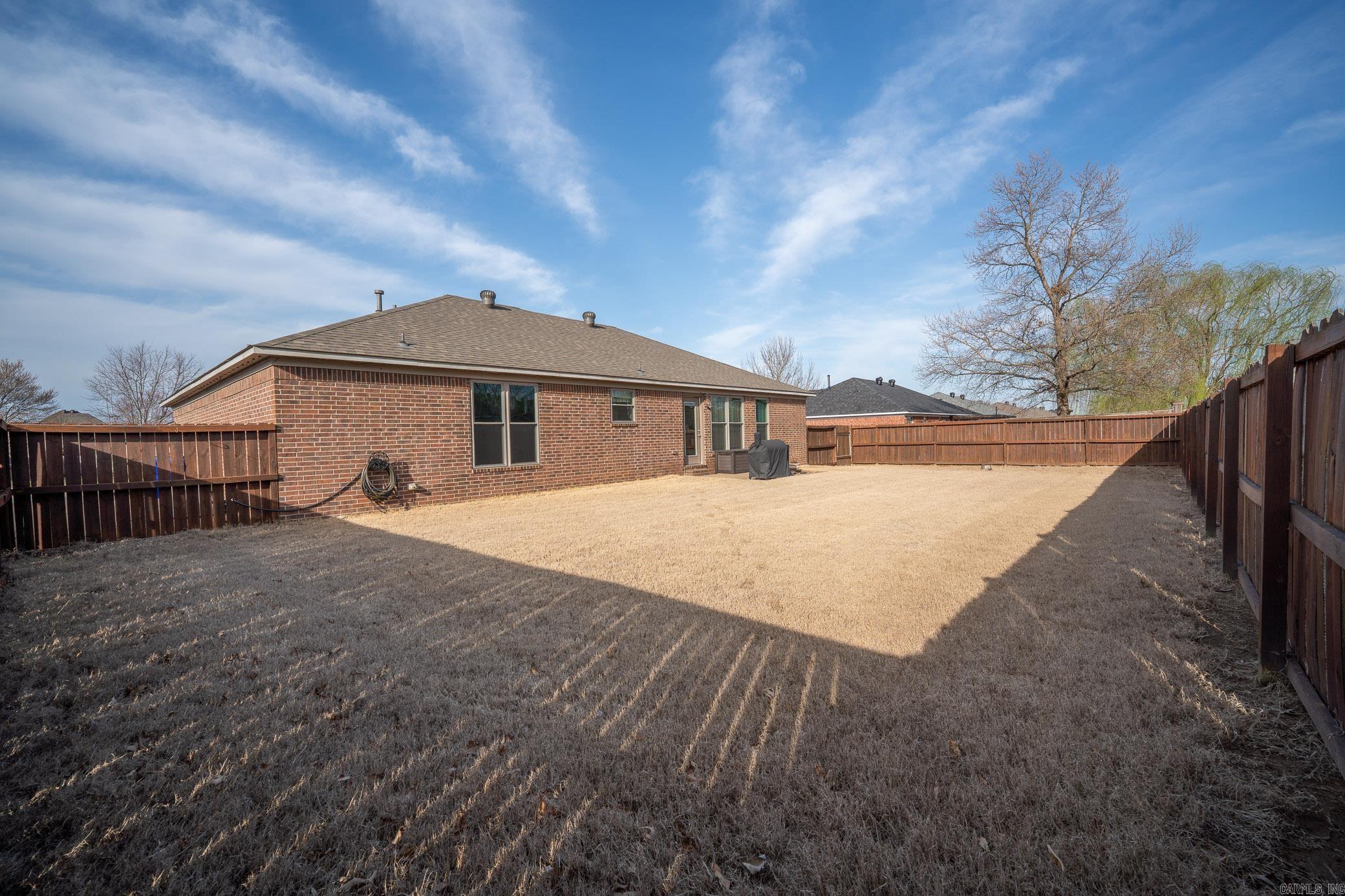 JUSTIN PLACE - Residential