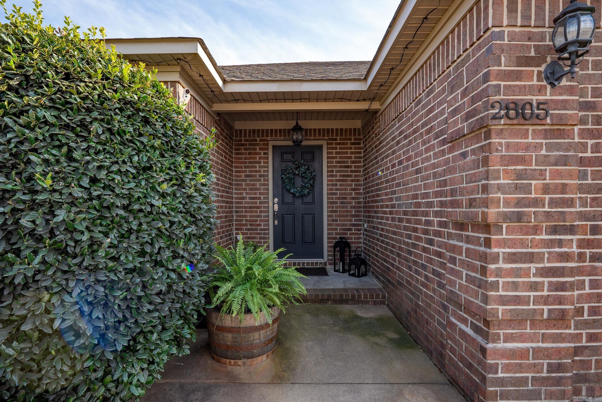 JUSTIN PLACE - Residential