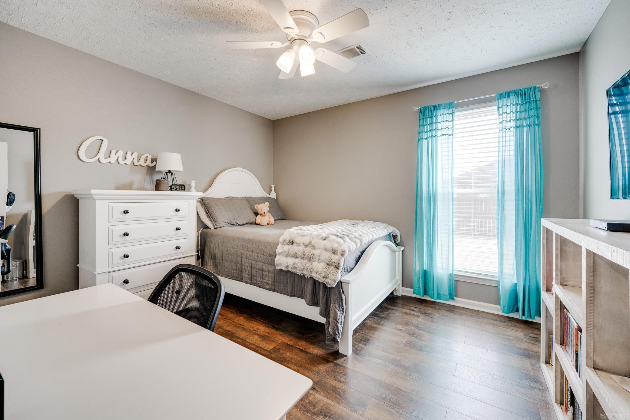 JUSTIN PLACE - Residential