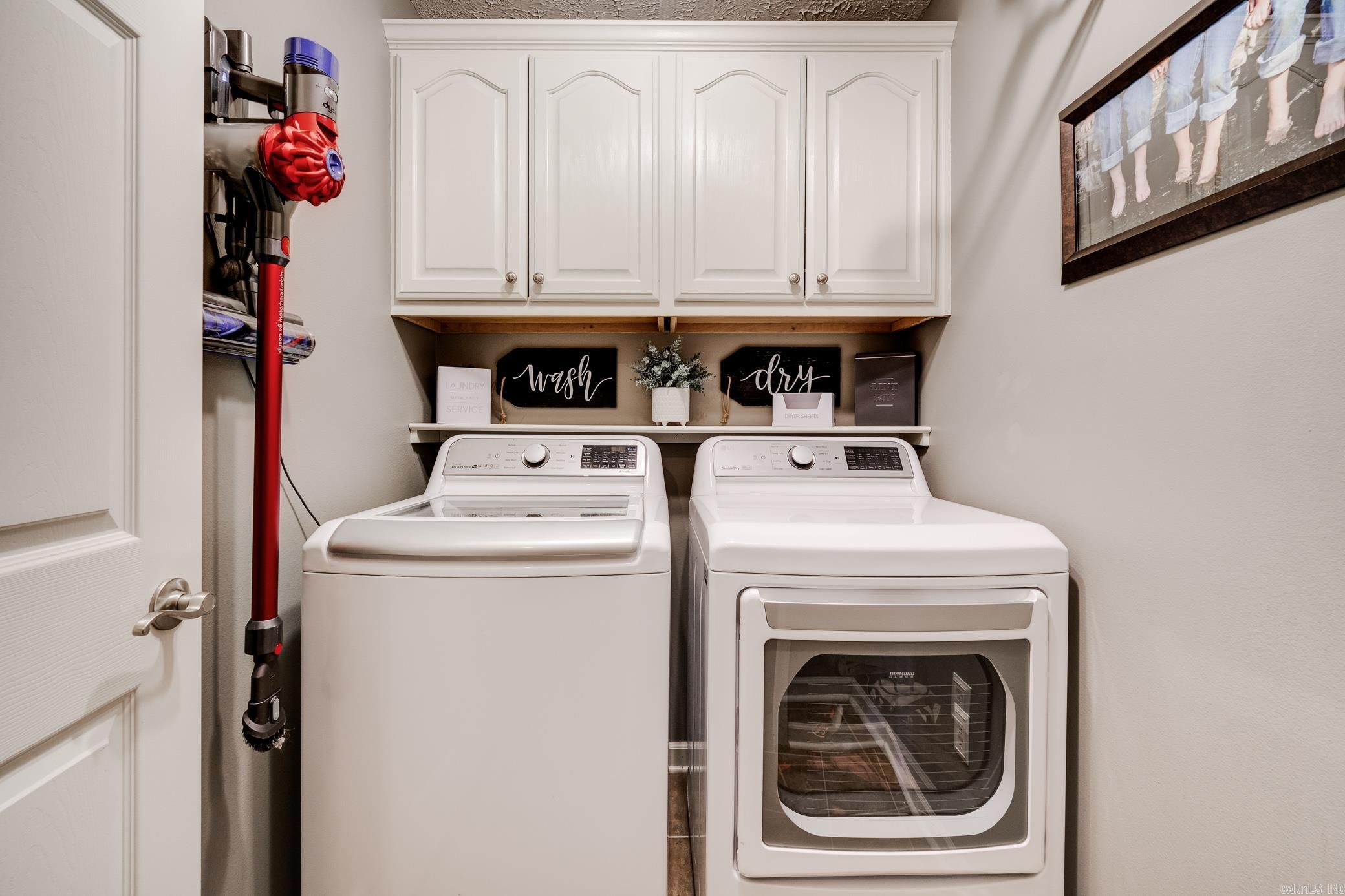 JUSTIN PLACE - Residential