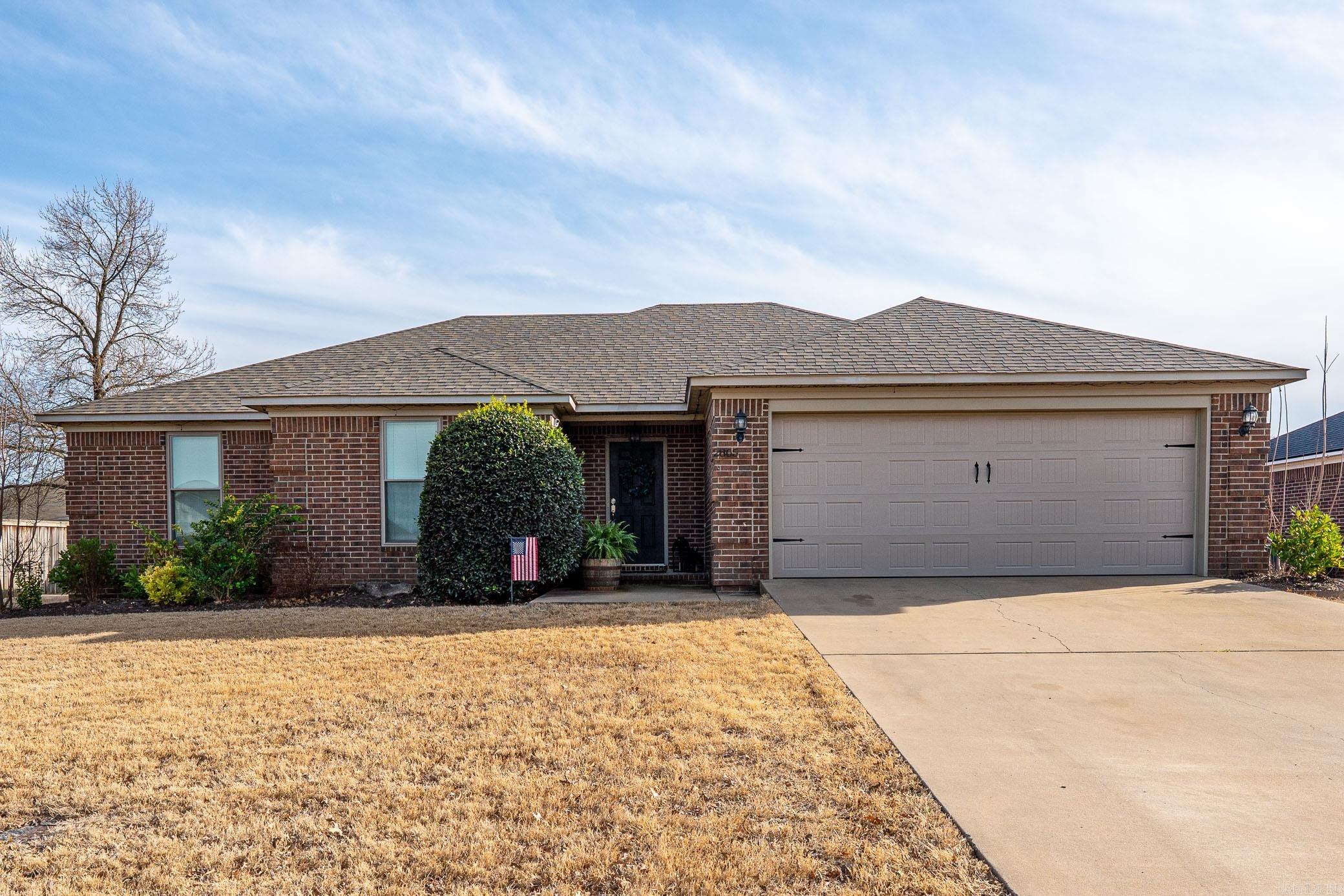 JUSTIN PLACE - Residential