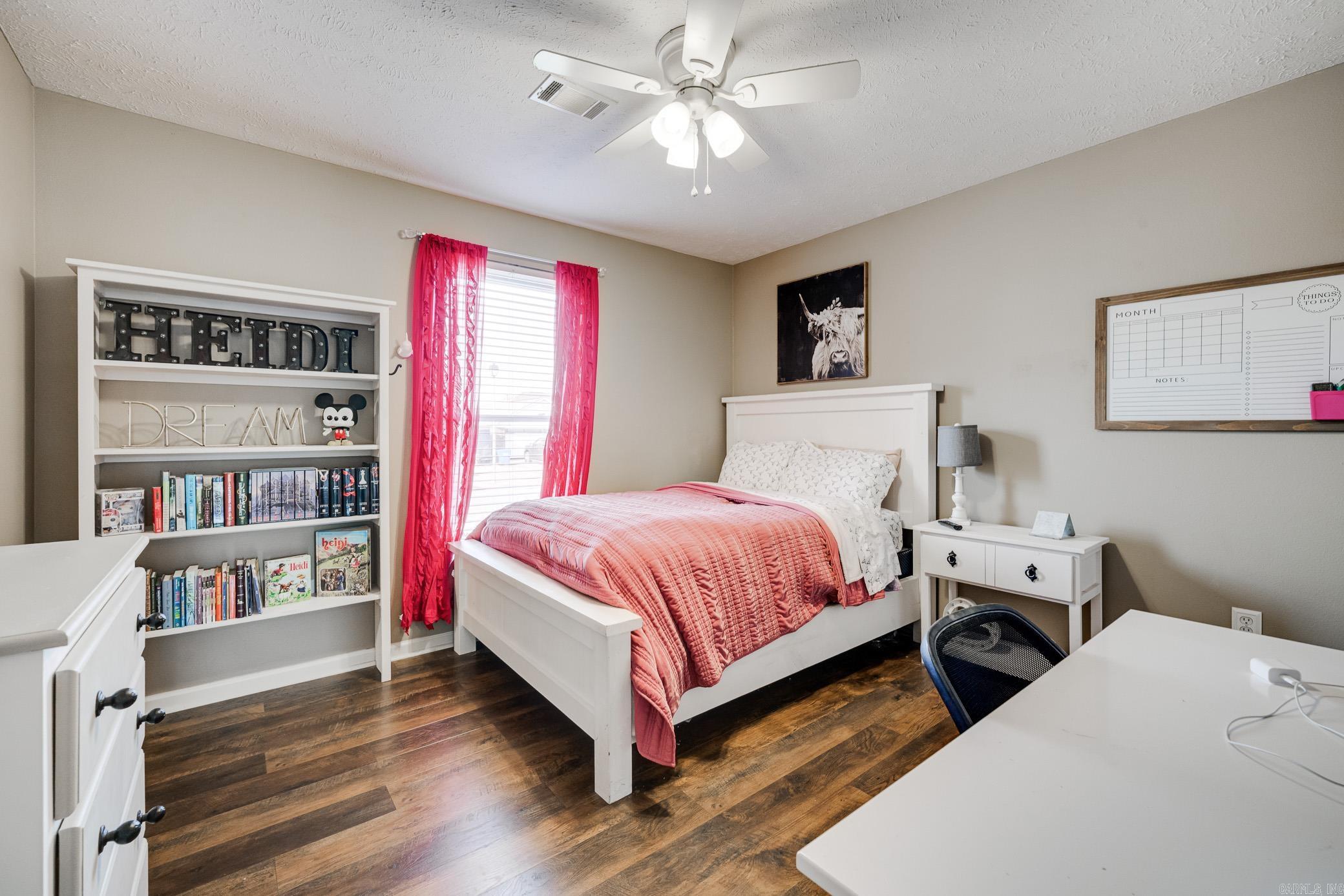 JUSTIN PLACE - Residential