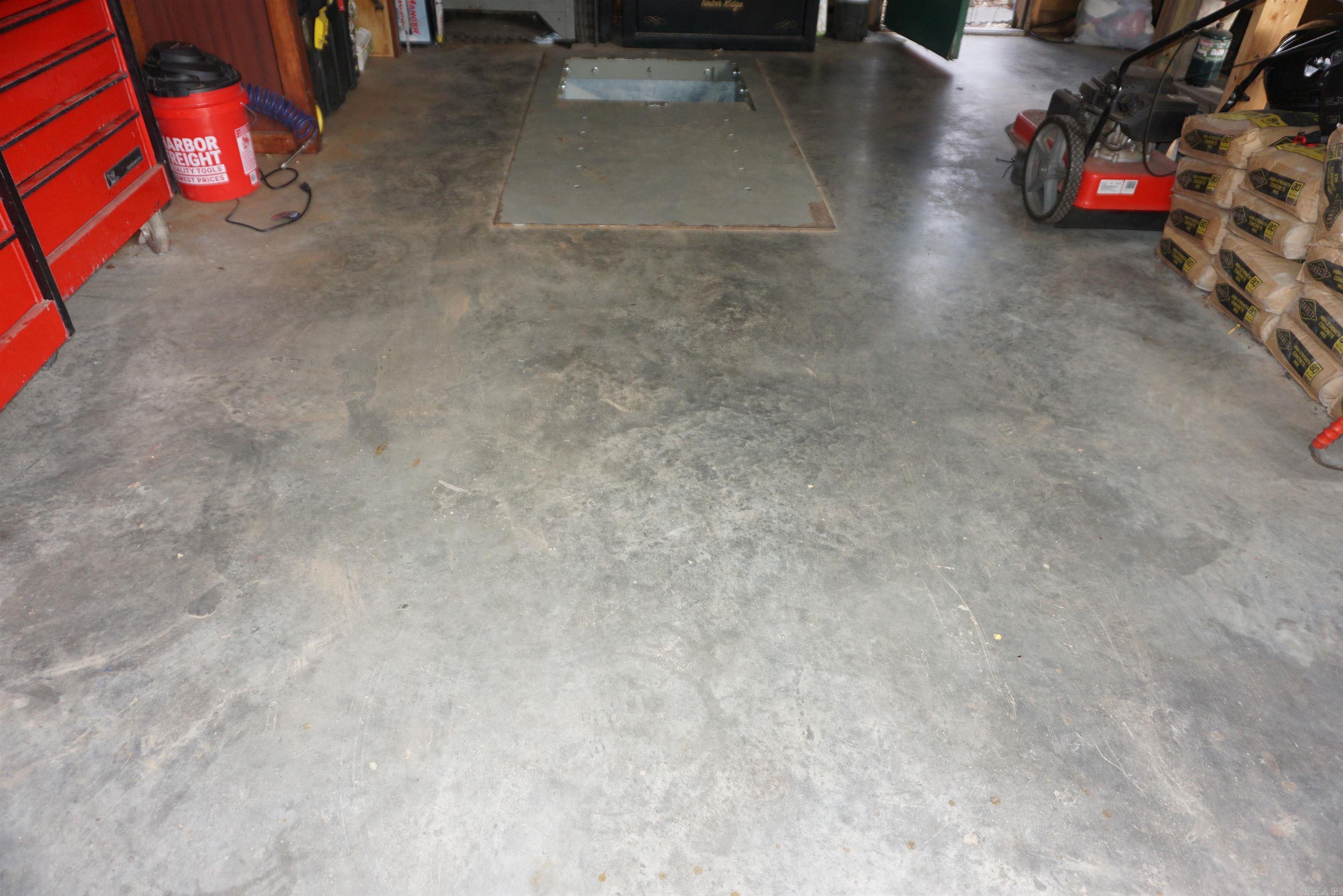 CALDWELL FARMS - Residential