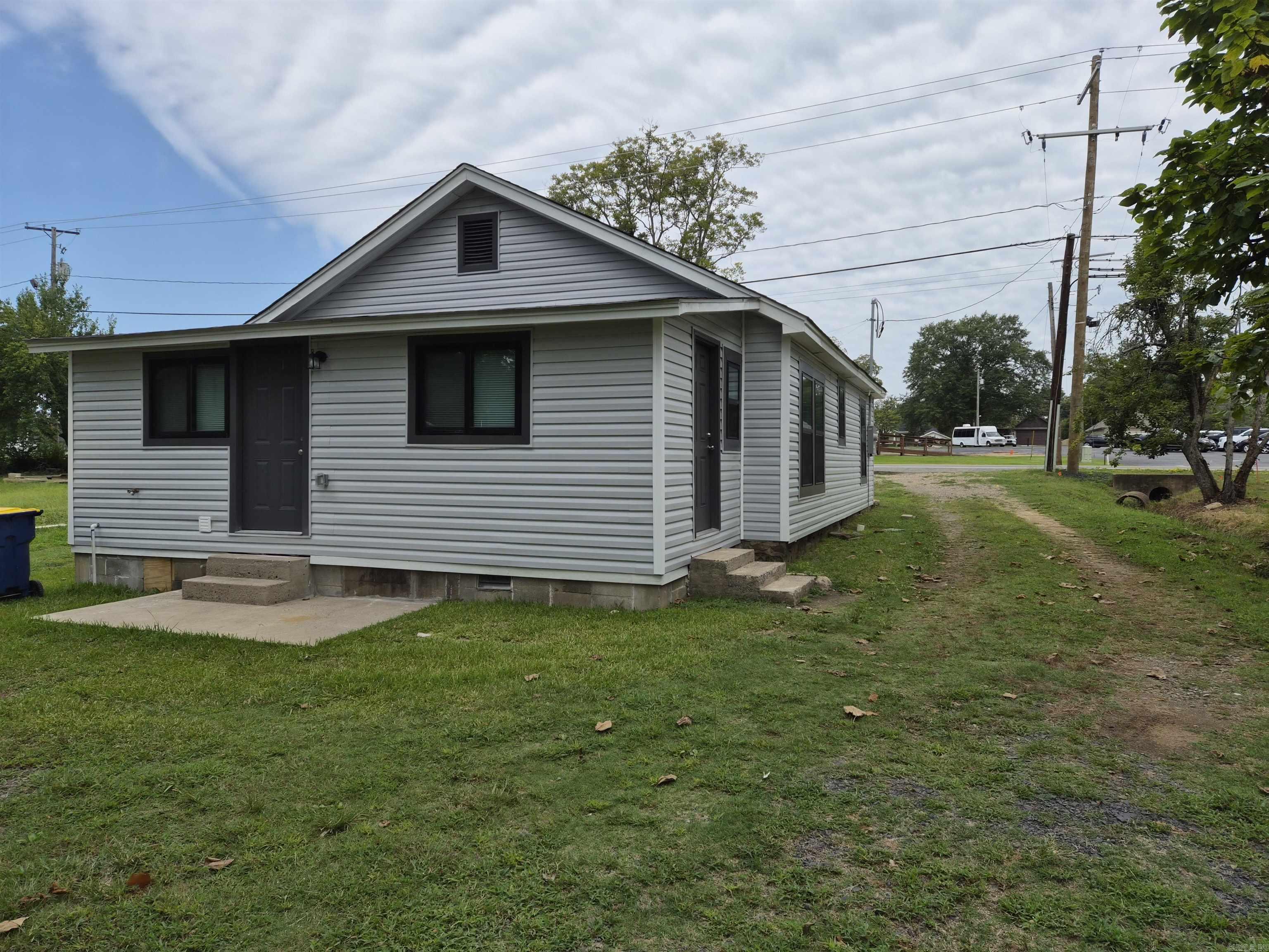 OT Cabot City - Commercial Sale