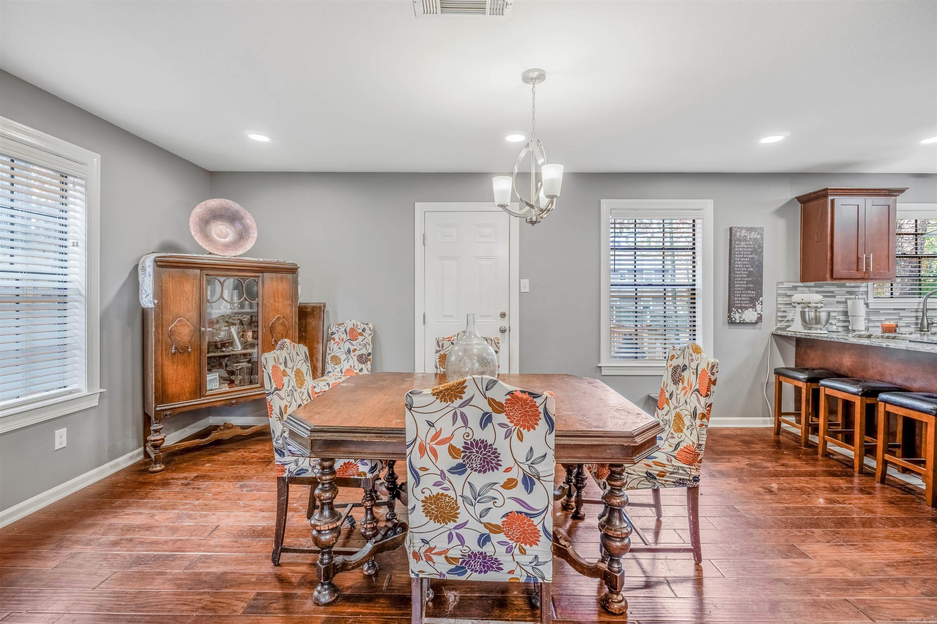 PLEASANT VIEW ESTATES - Residential