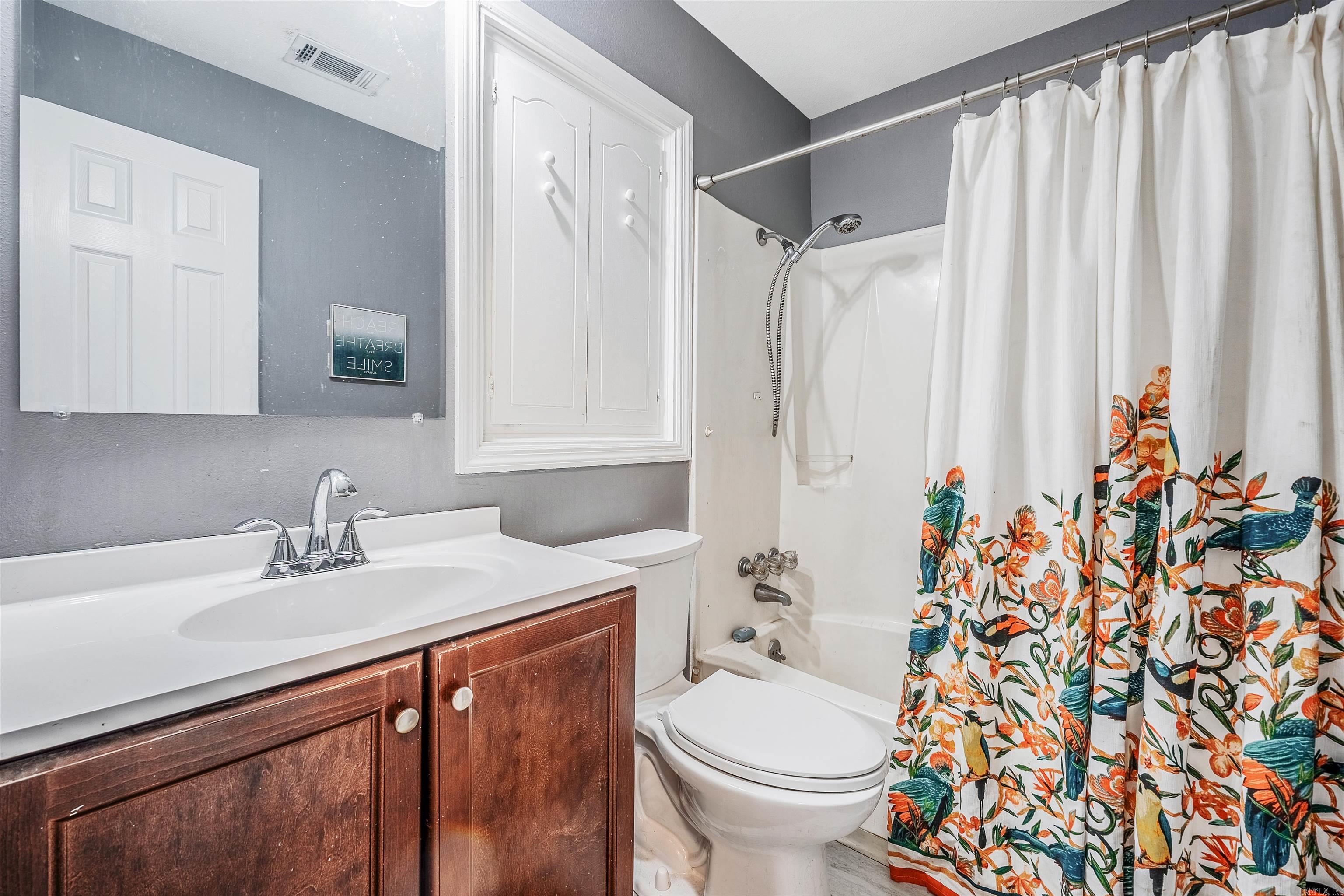 PLEASANT VIEW ESTATES - Residential