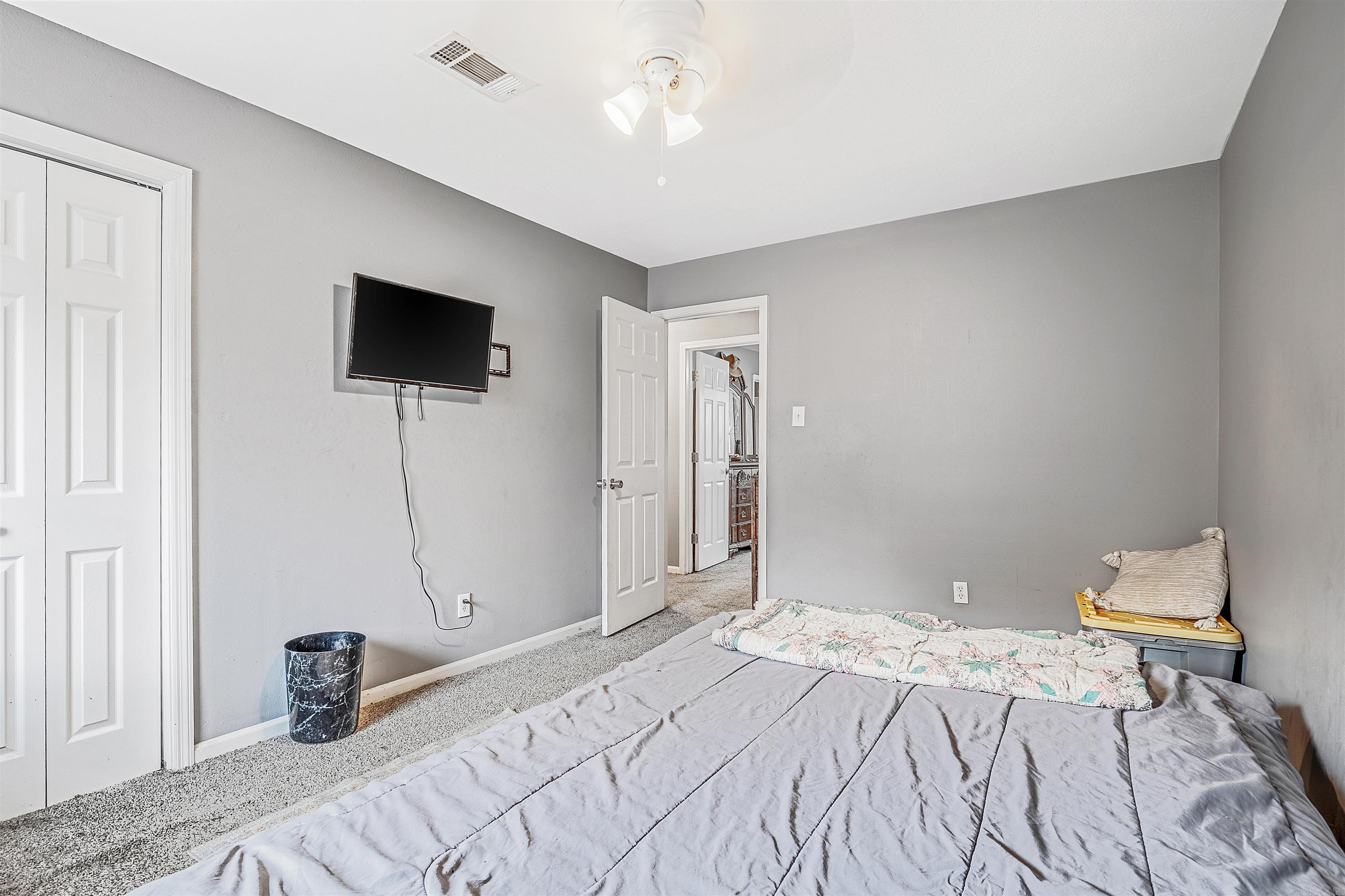 PLEASANT VIEW ESTATES - Residential