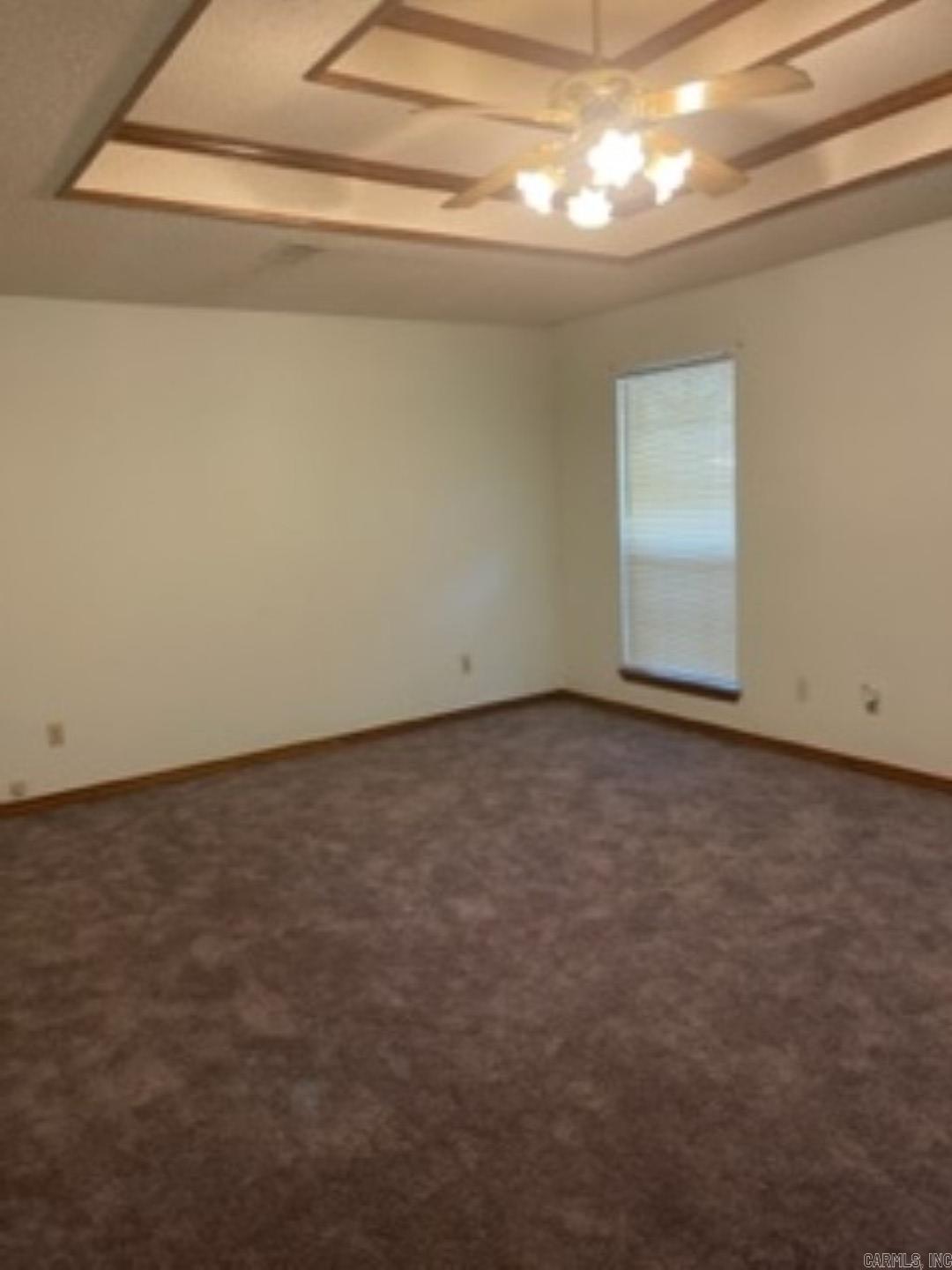 Knollwood Estates - Residential Lease