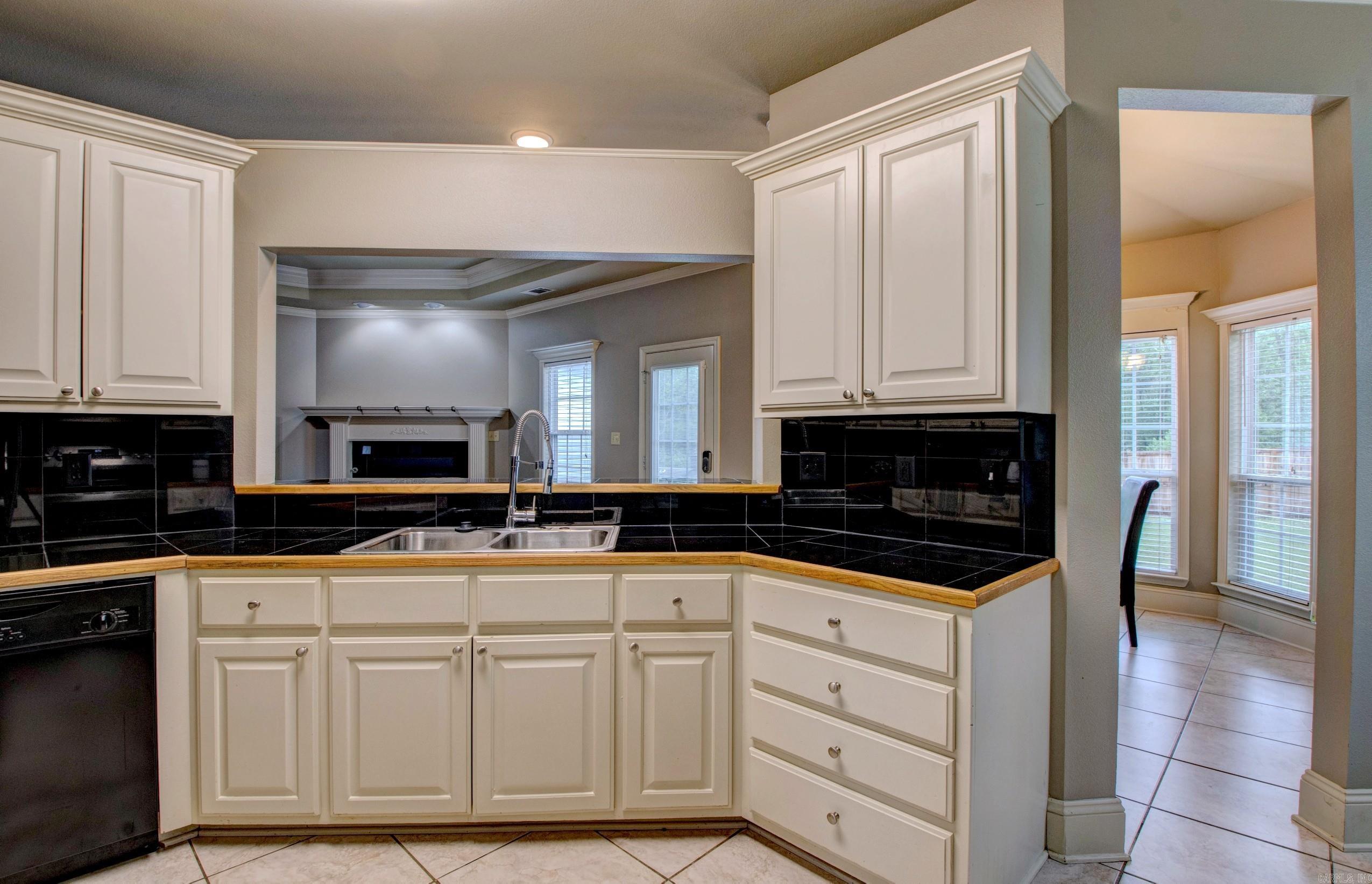 WOODRIDGE ESTATES - Residential