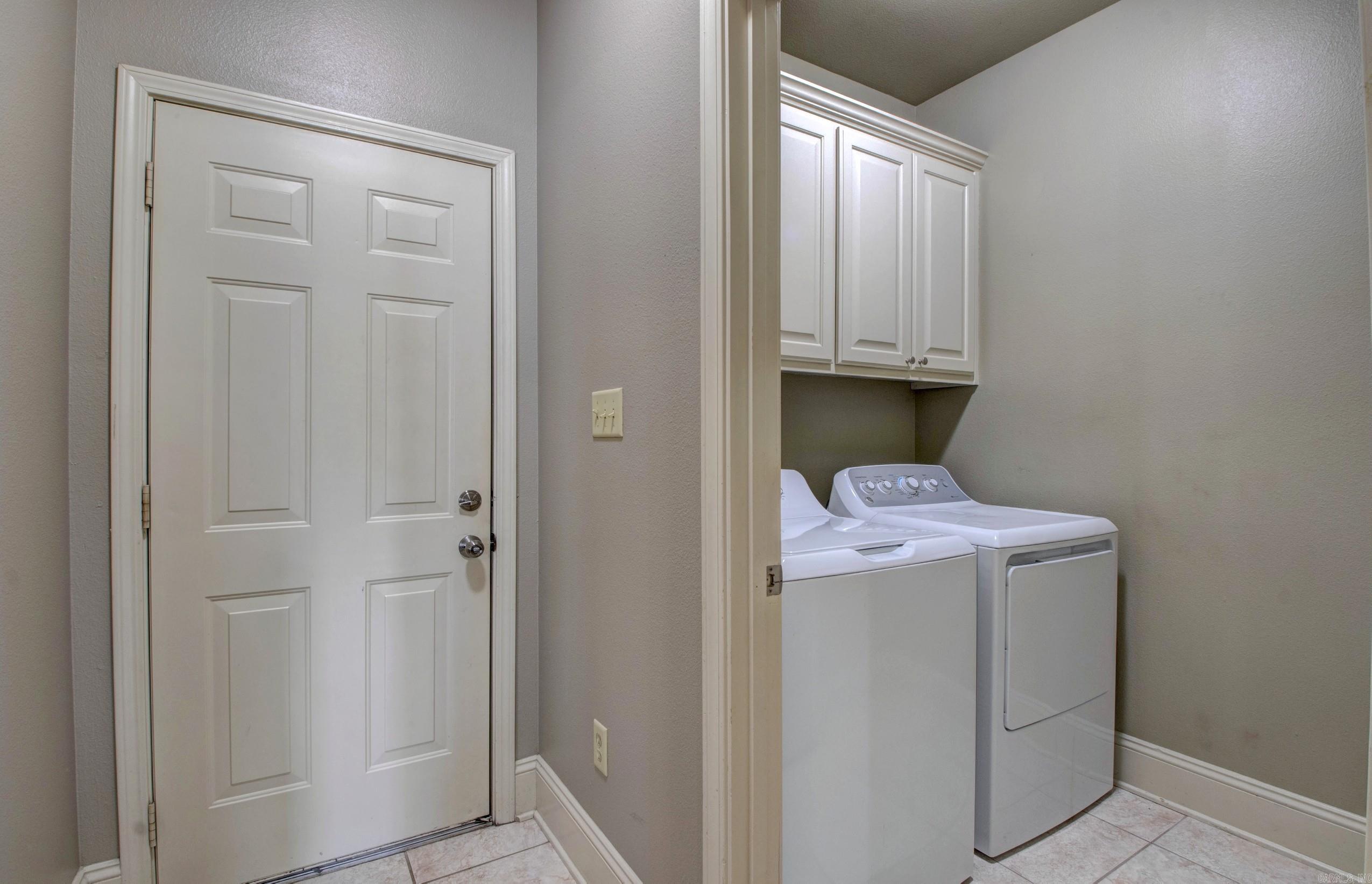 WOODRIDGE ESTATES - Residential