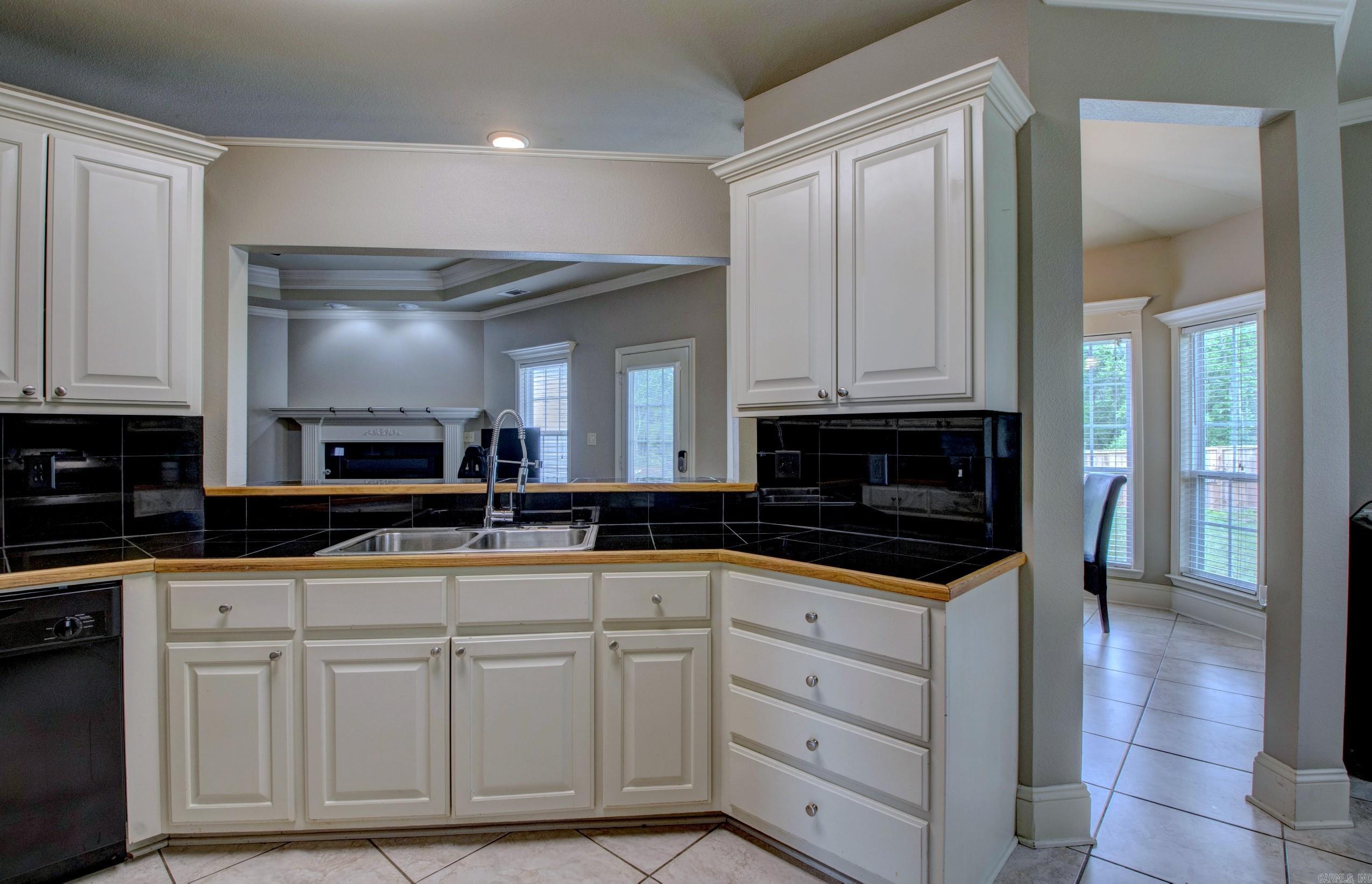 WOODRIDGE ESTATES - Residential