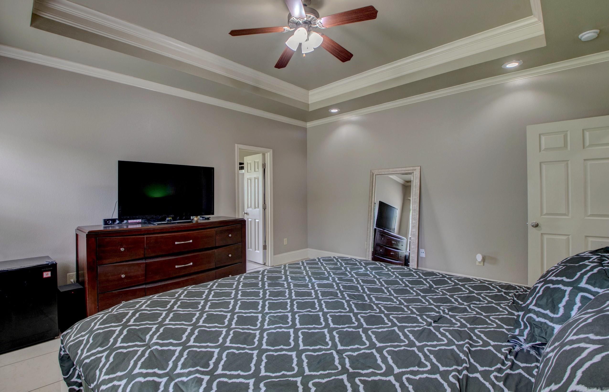 WOODRIDGE ESTATES - Residential