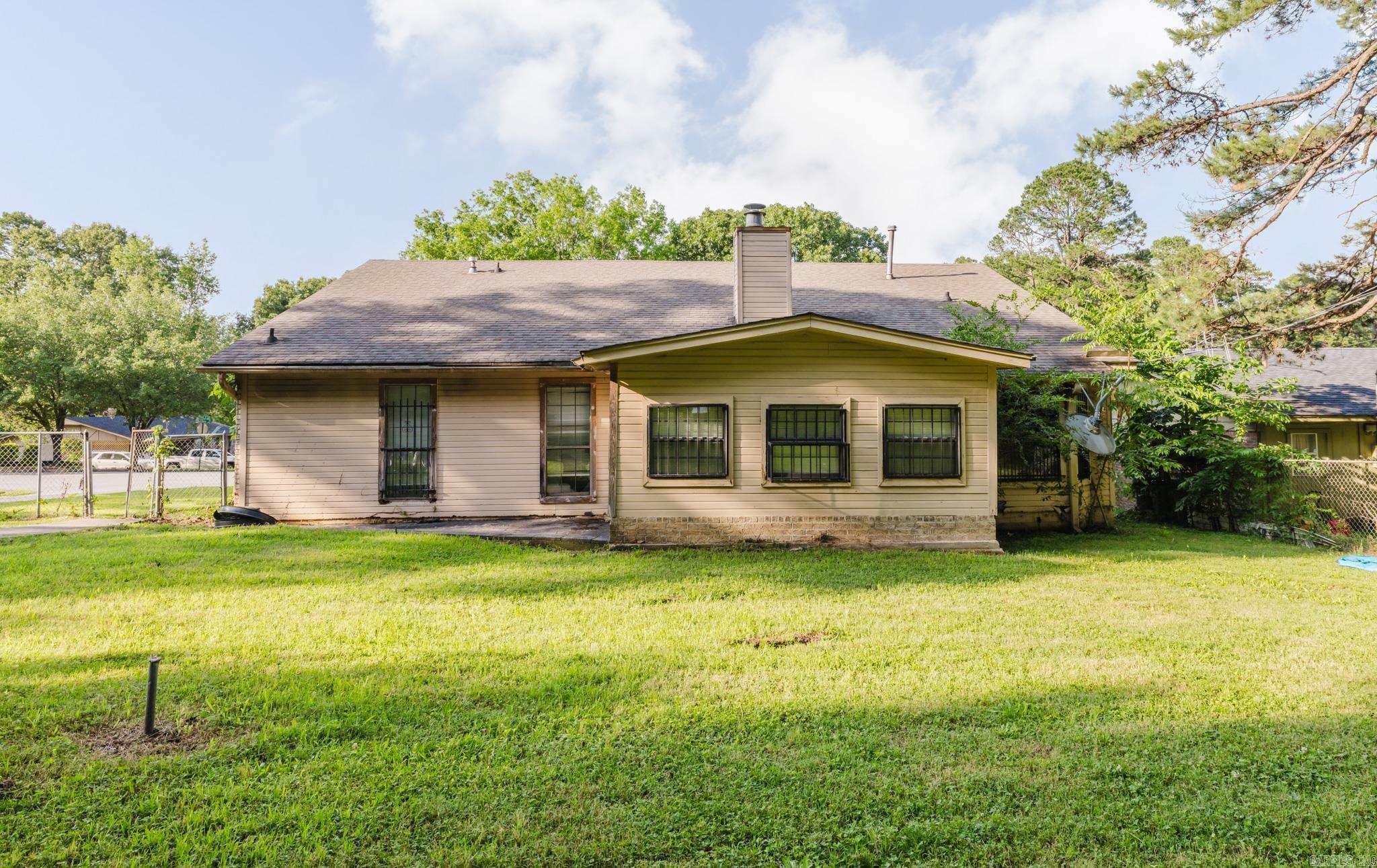 TWIN LAKES - Residential
