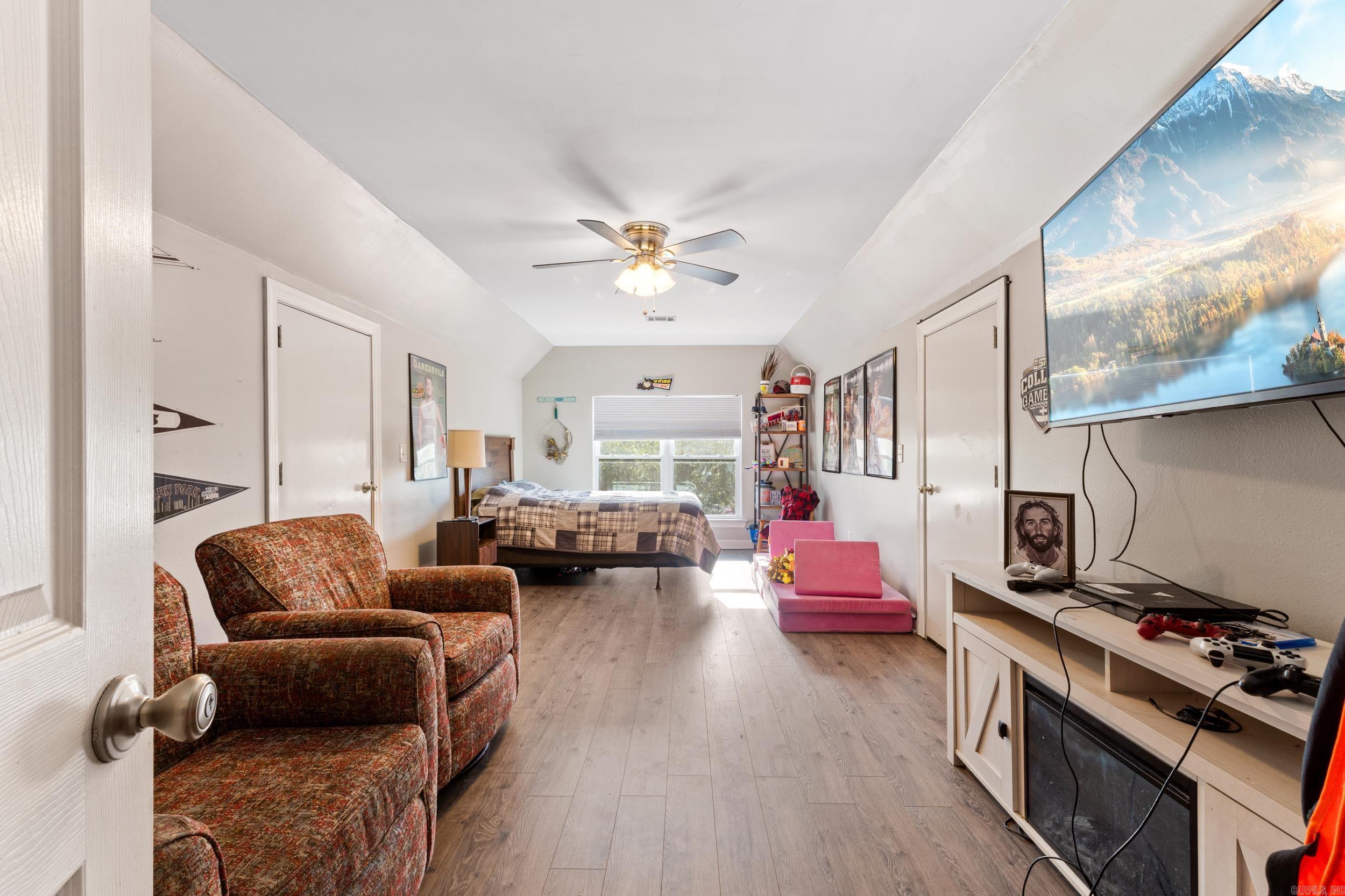 DEERFIELD - Residential