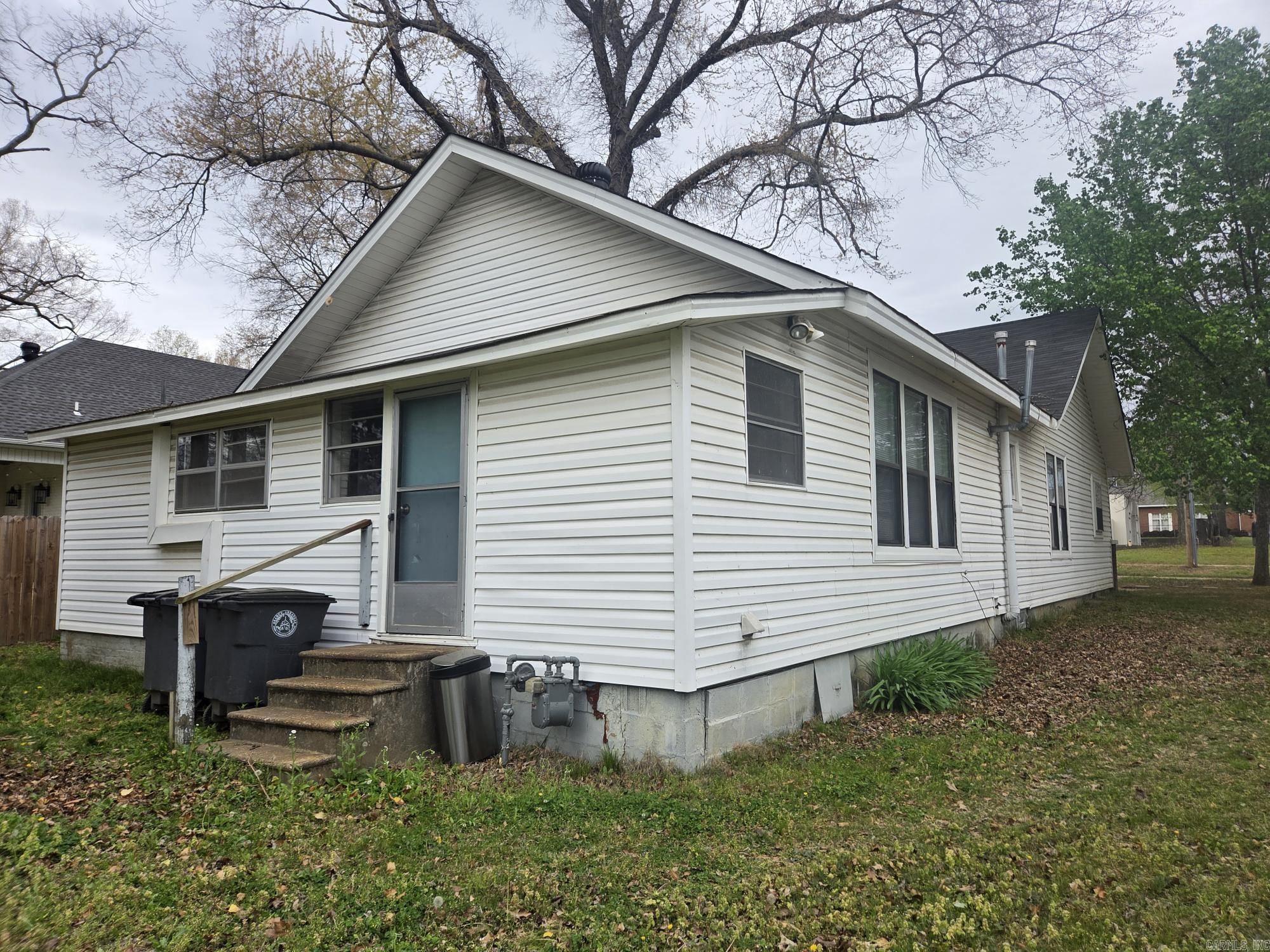 SEARCY ORIGINAL - Residential