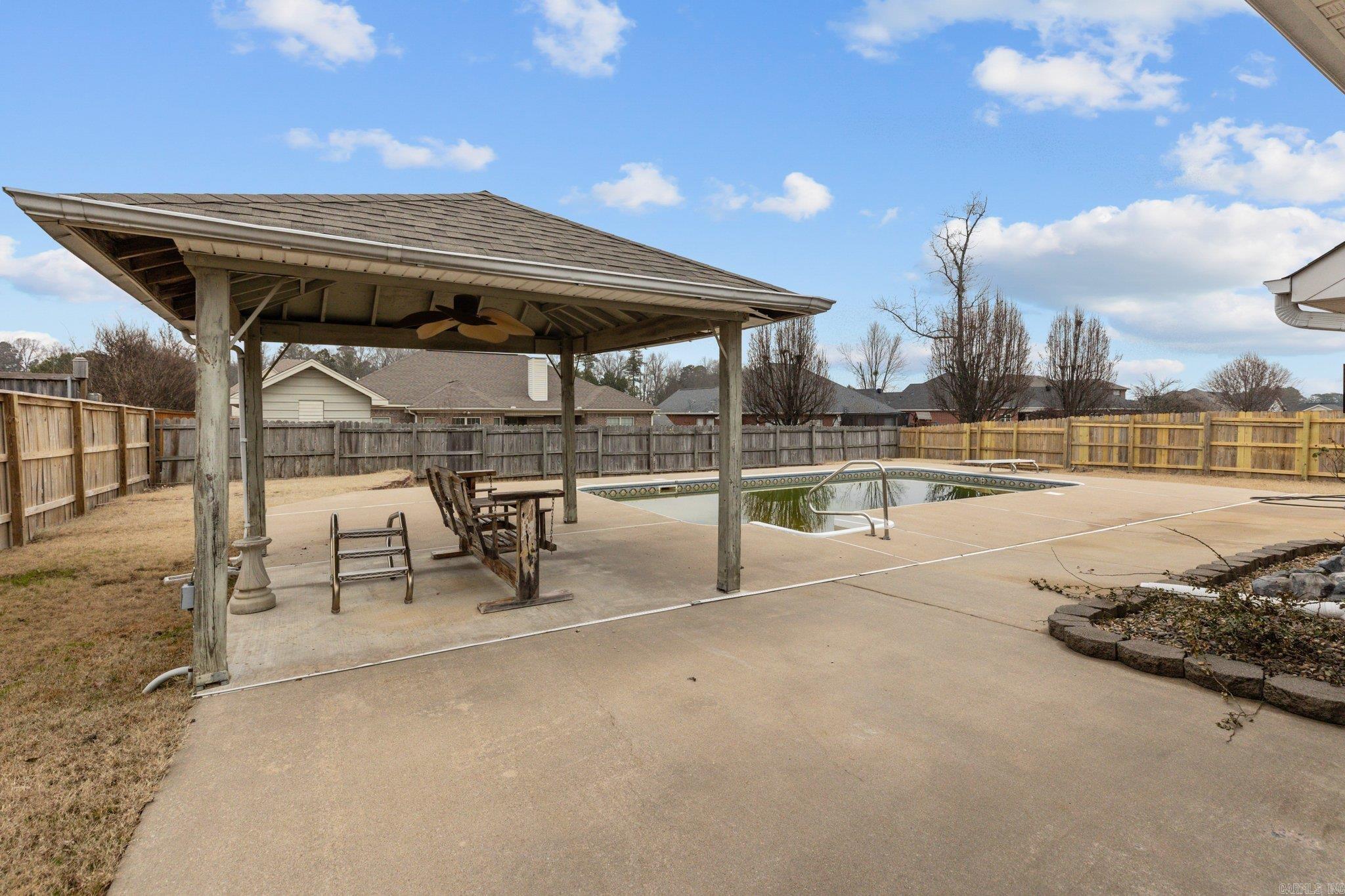WOODLANDS - Residential