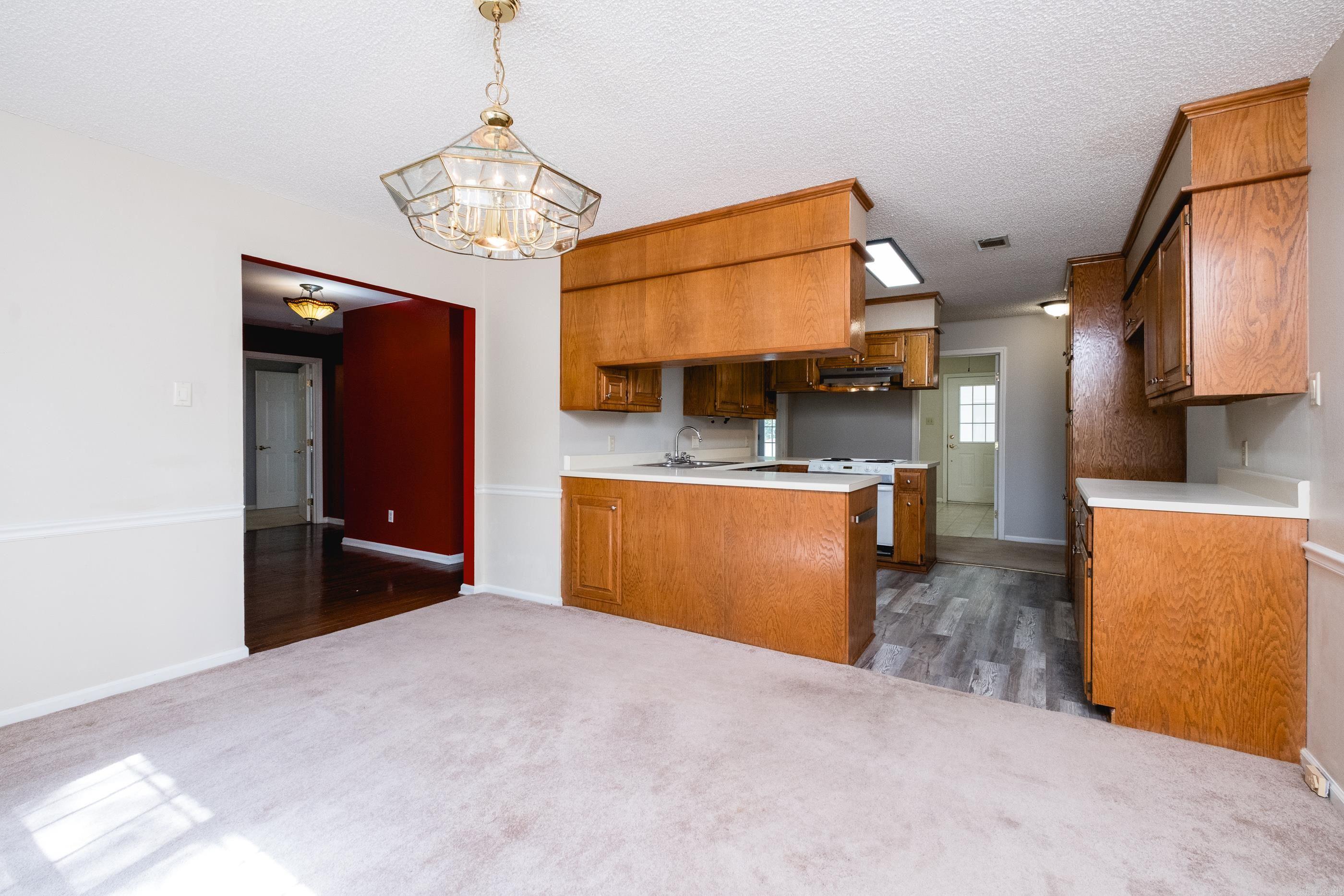 WINDSOR VALLEY ADDN - Residential