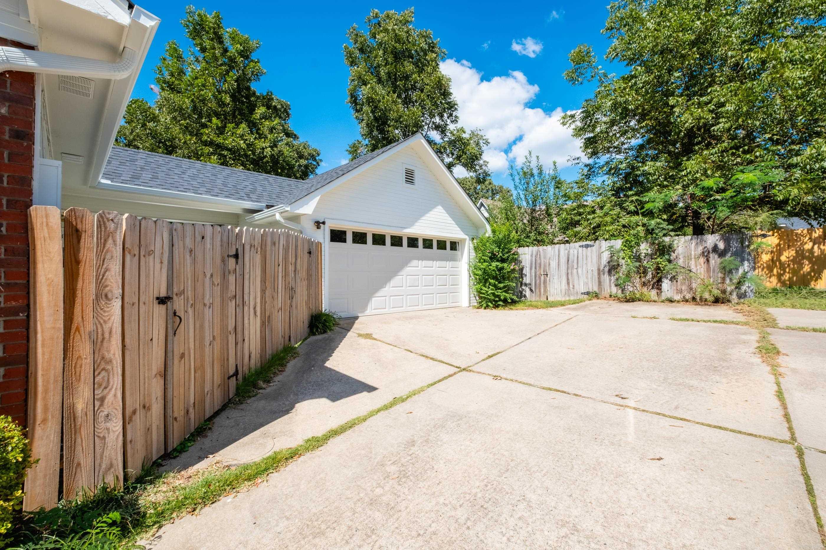 WINDSOR VALLEY ADDN - Residential