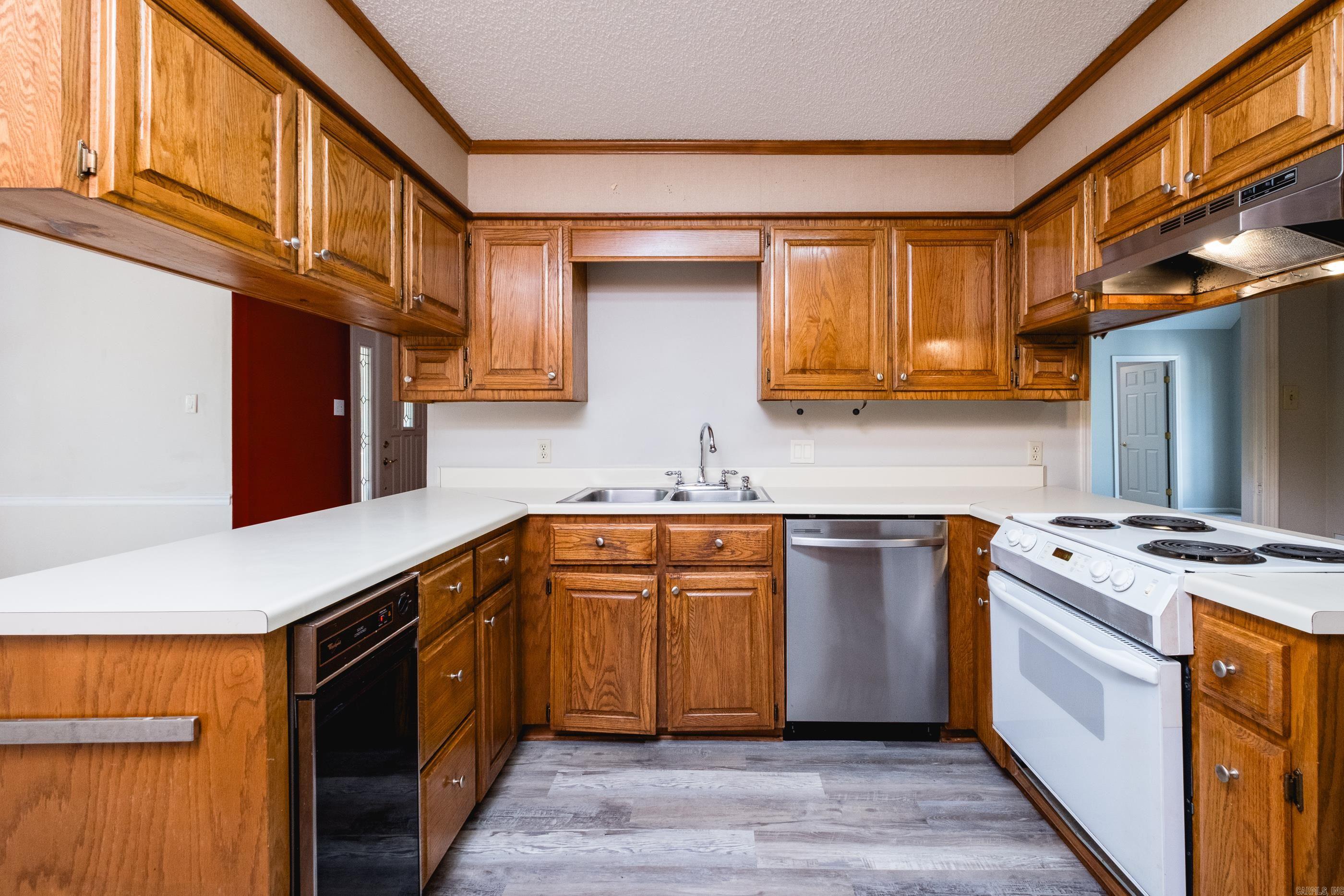 WINDSOR VALLEY ADDN - Residential