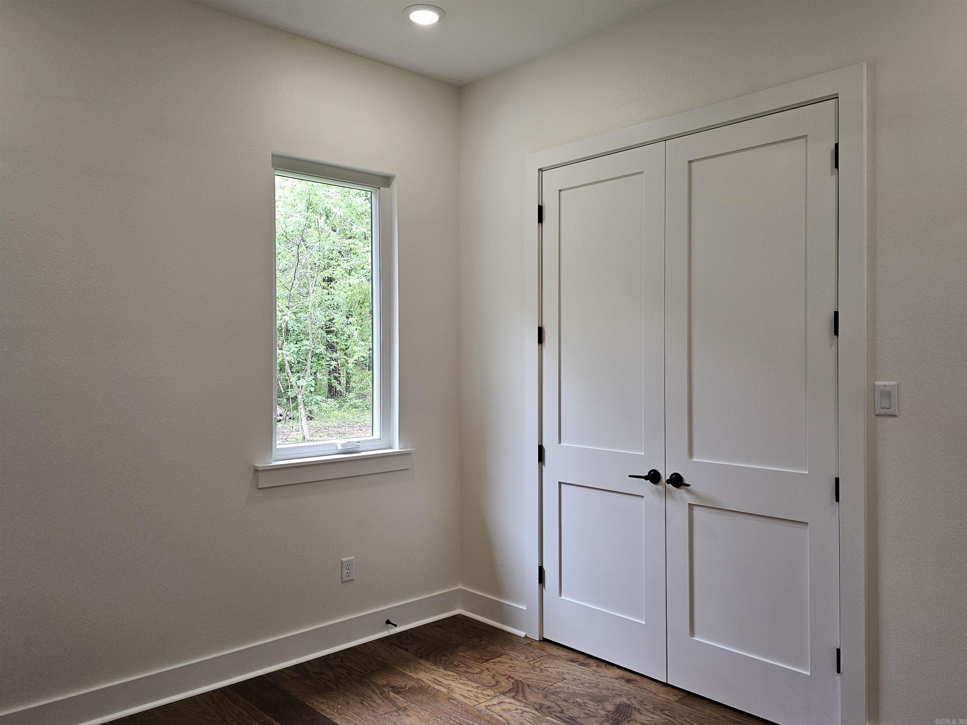 AVILLA MANOR - Residential