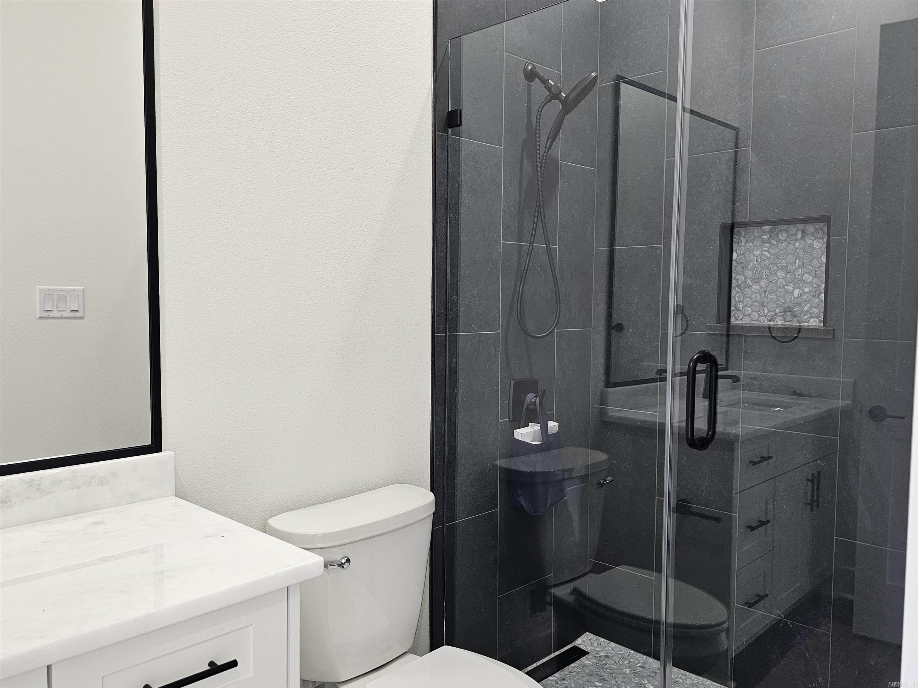 AVILLA MANOR - Residential