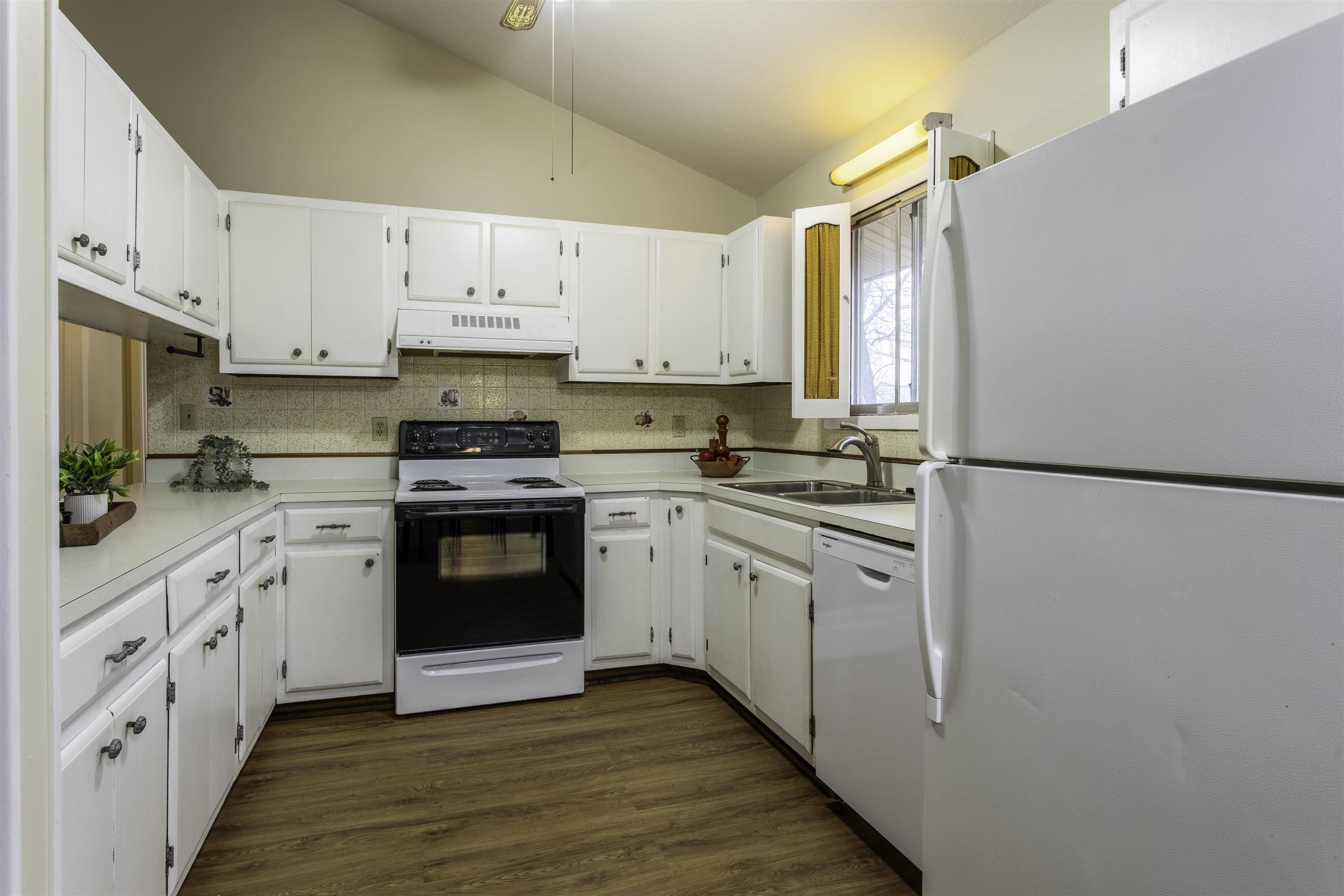 KIMA SECOND - Residential