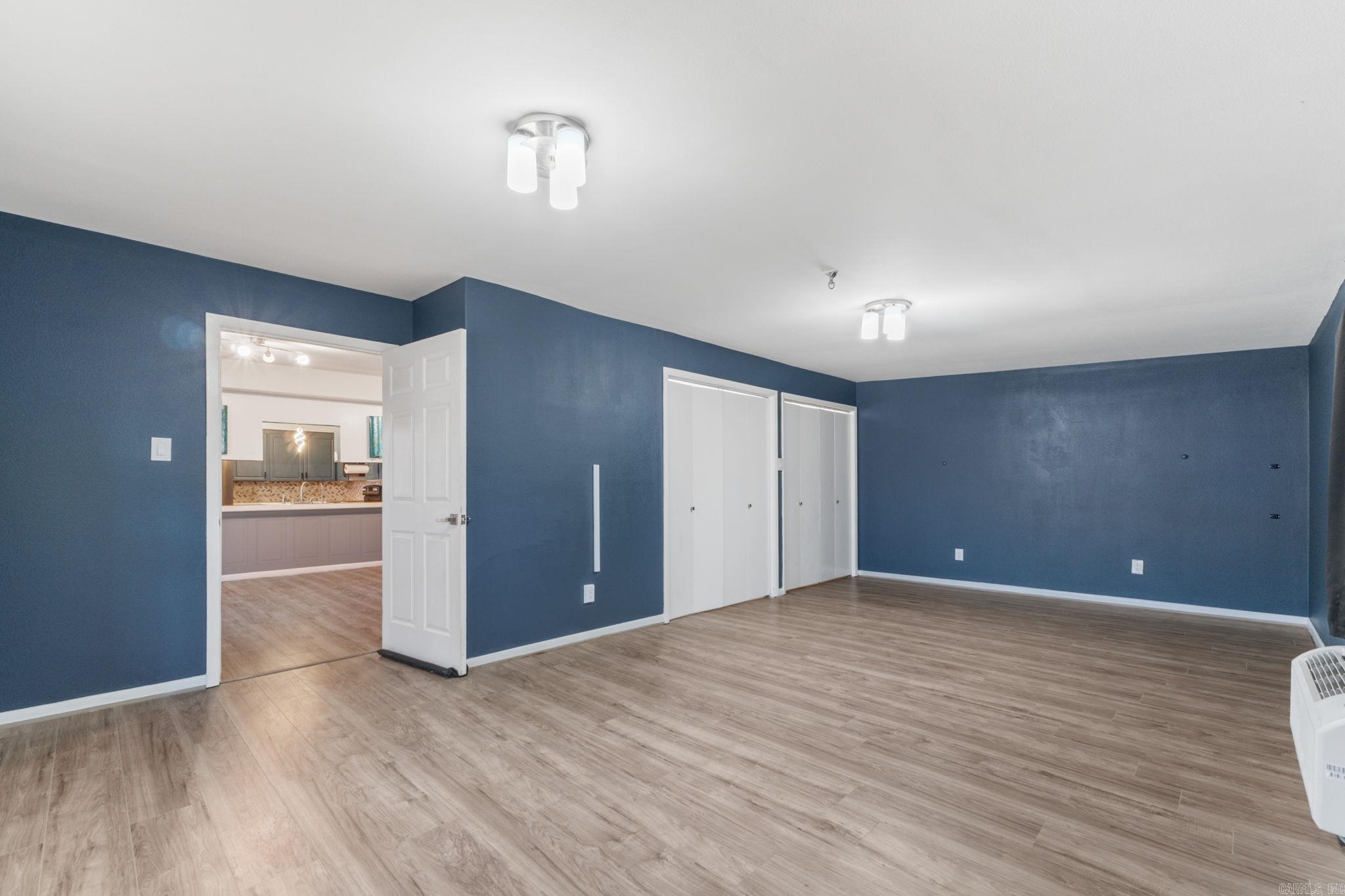 ROLLING ACRES - Residential