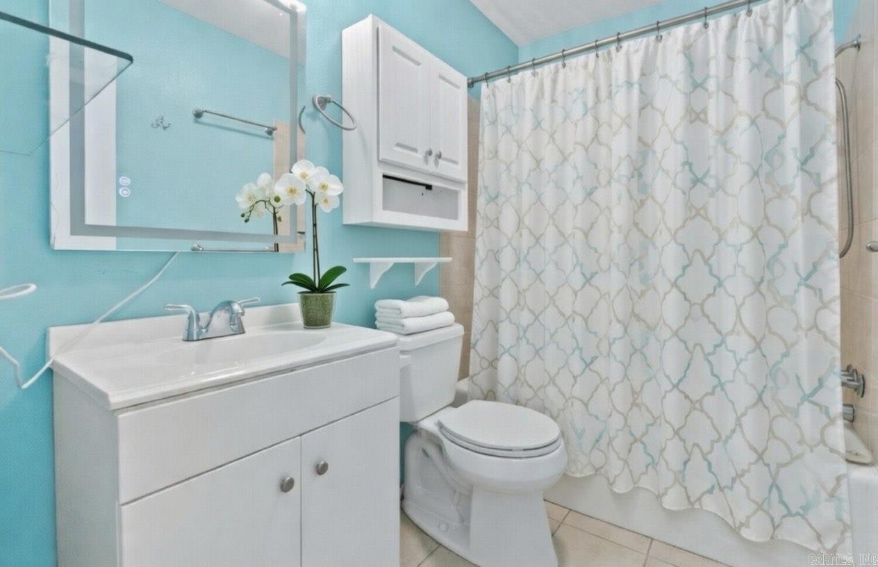 ROLLING ACRES - Residential