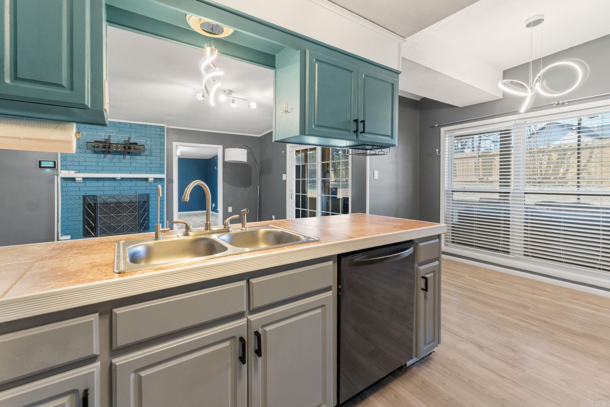 ROLLING ACRES - Residential