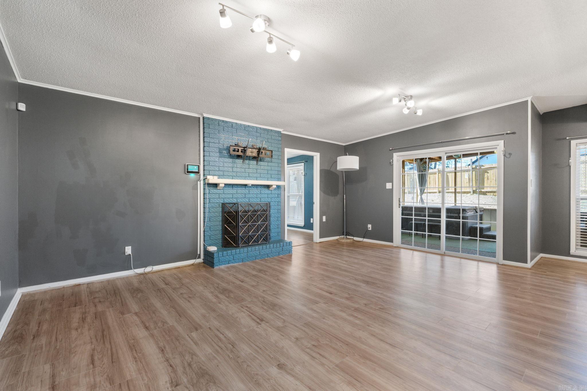 ROLLING ACRES - Residential