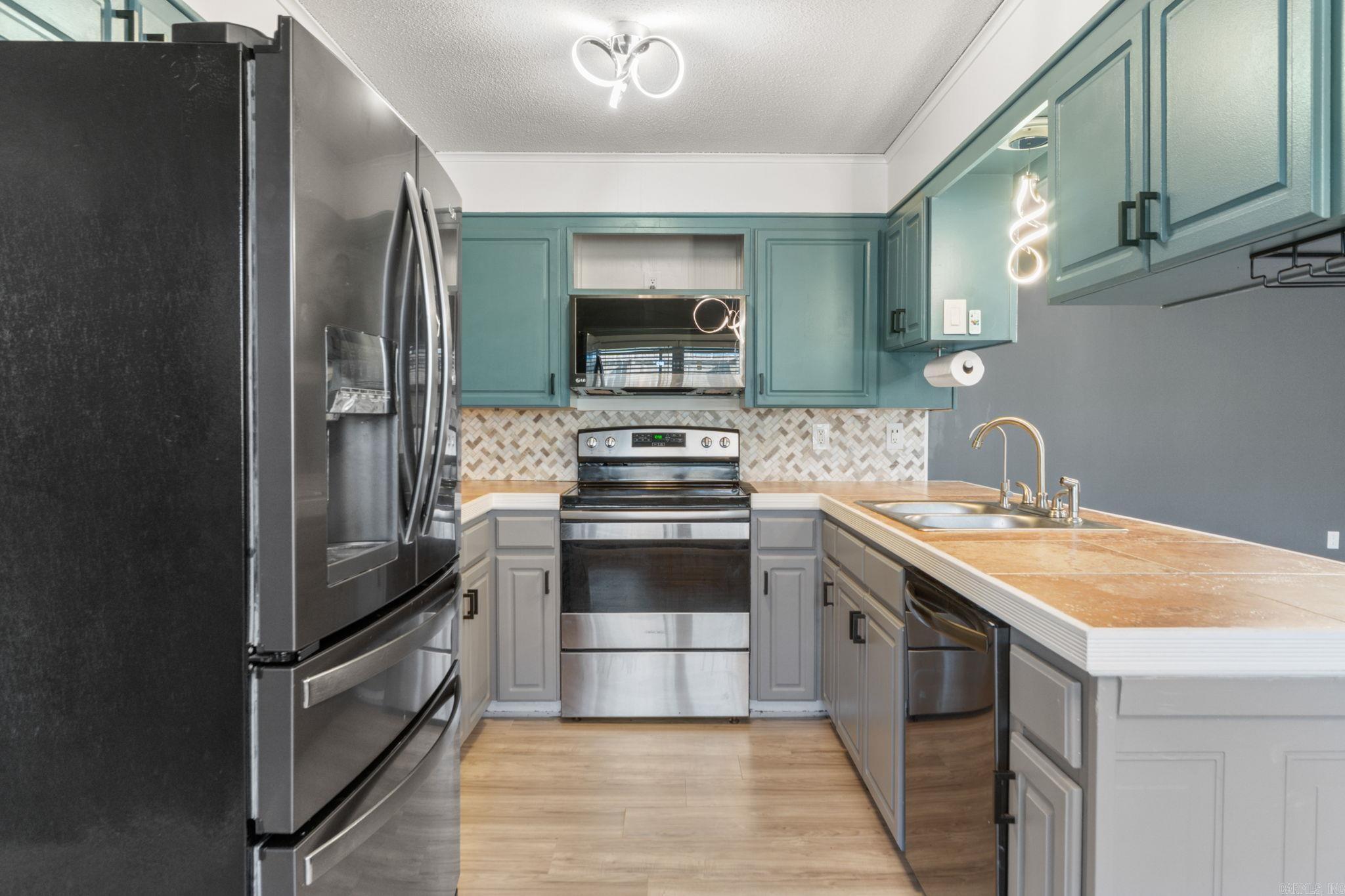 ROLLING ACRES - Residential