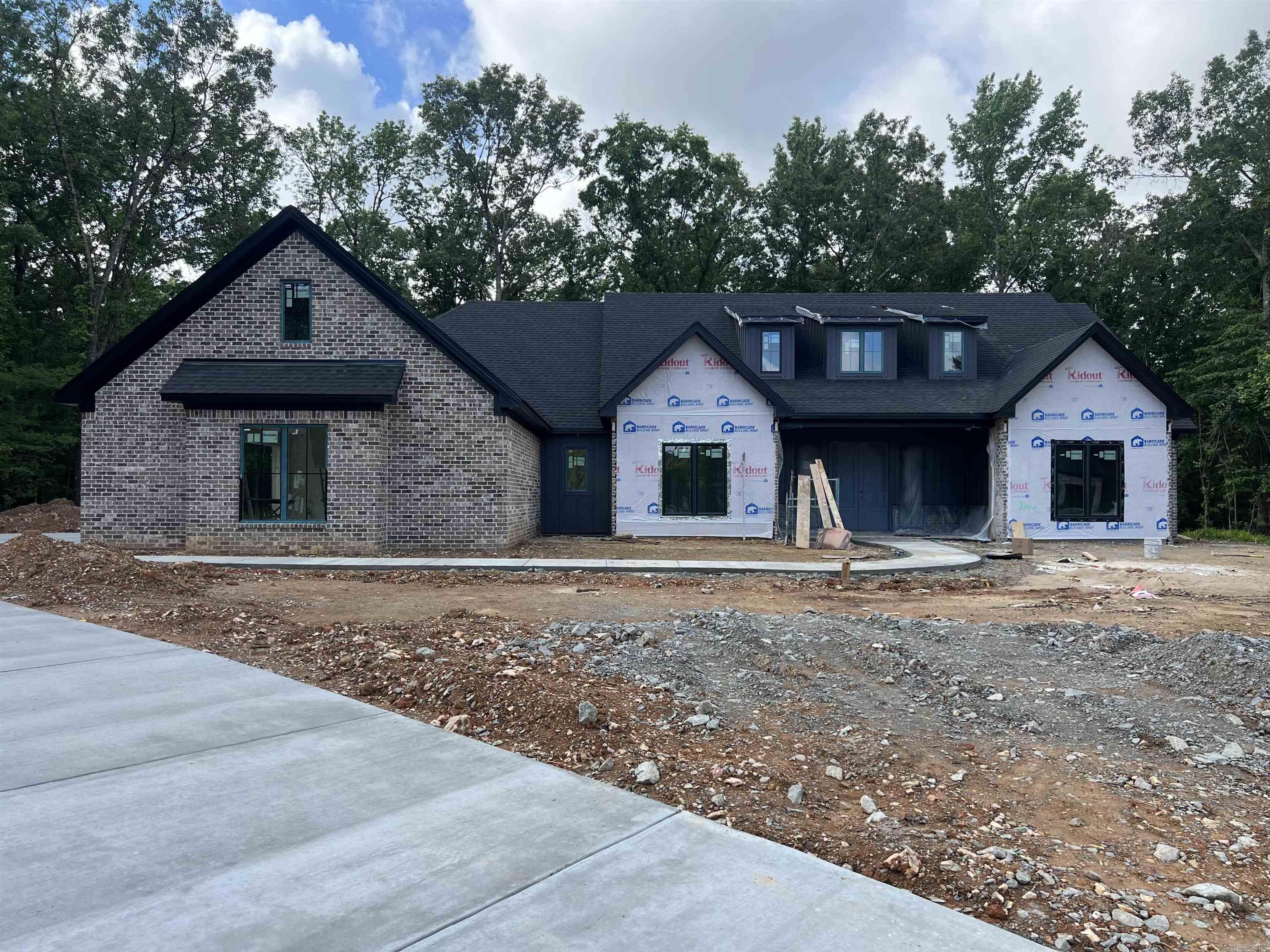 AVILLA MANOR - Residential