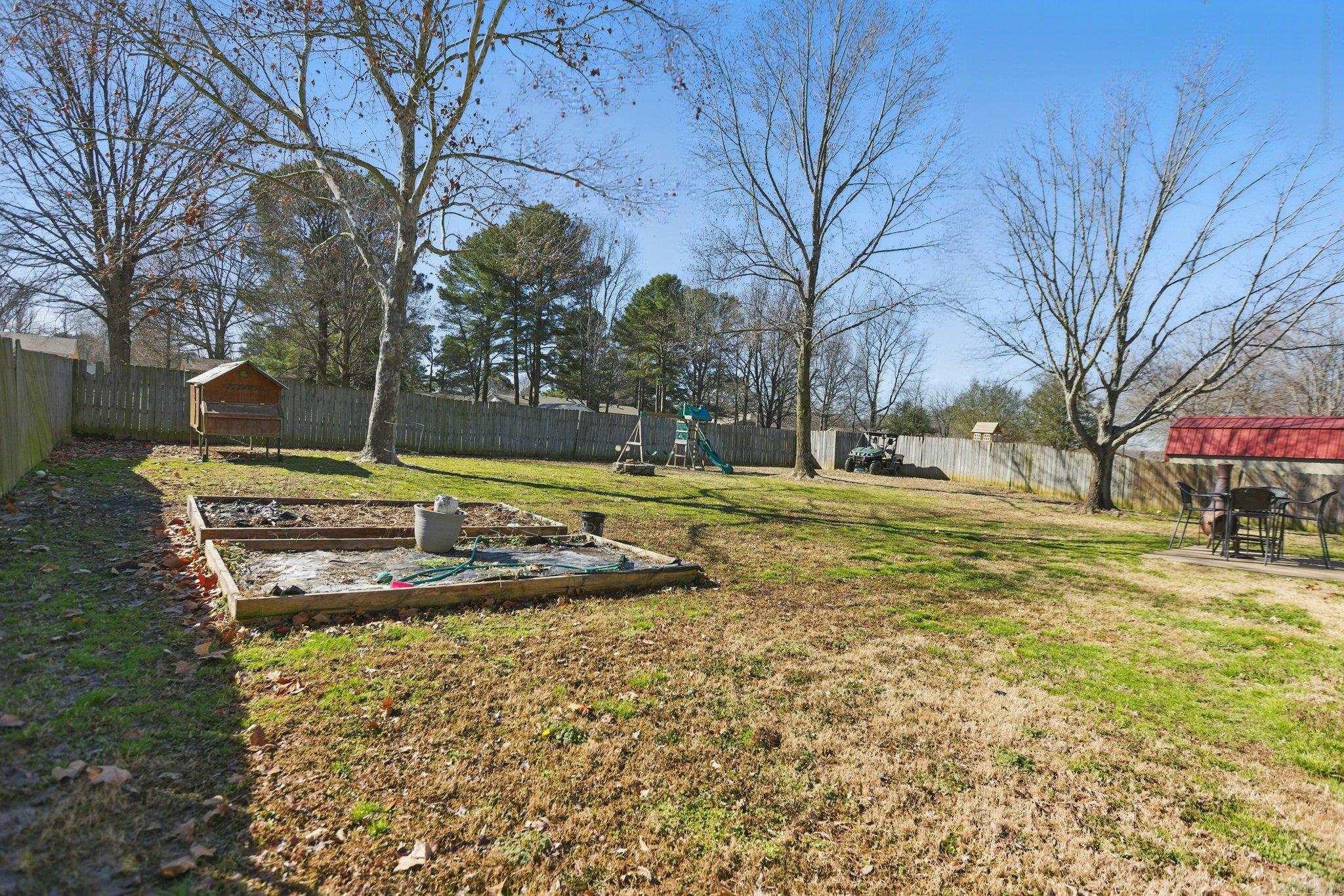 COUNTRY WOOD SUB UNIT - Residential