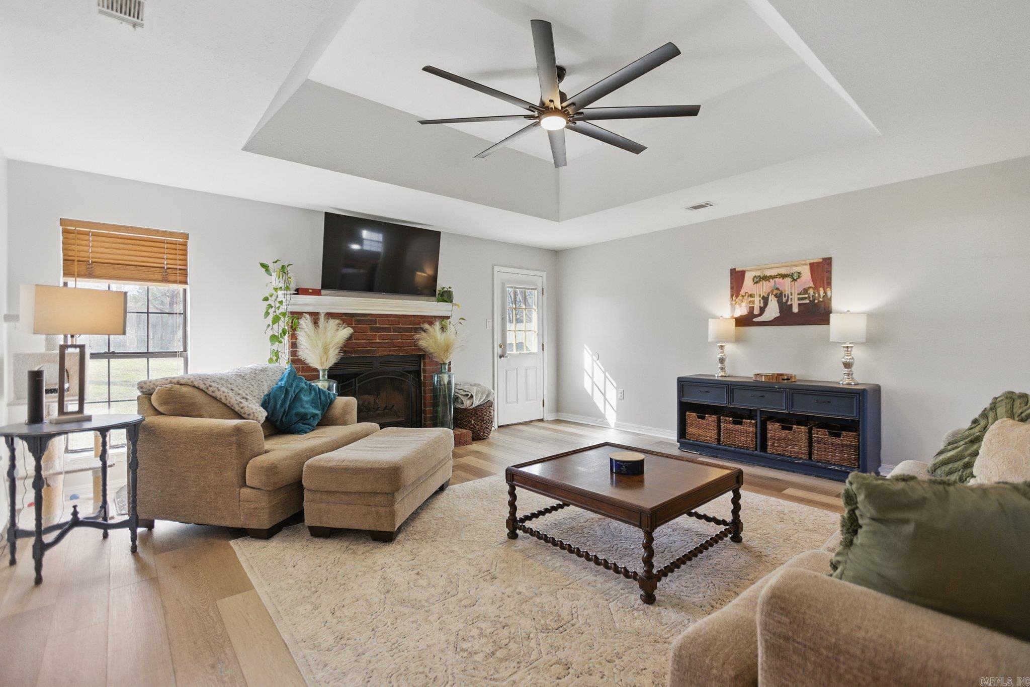 COUNTRY WOOD SUB UNIT - Residential