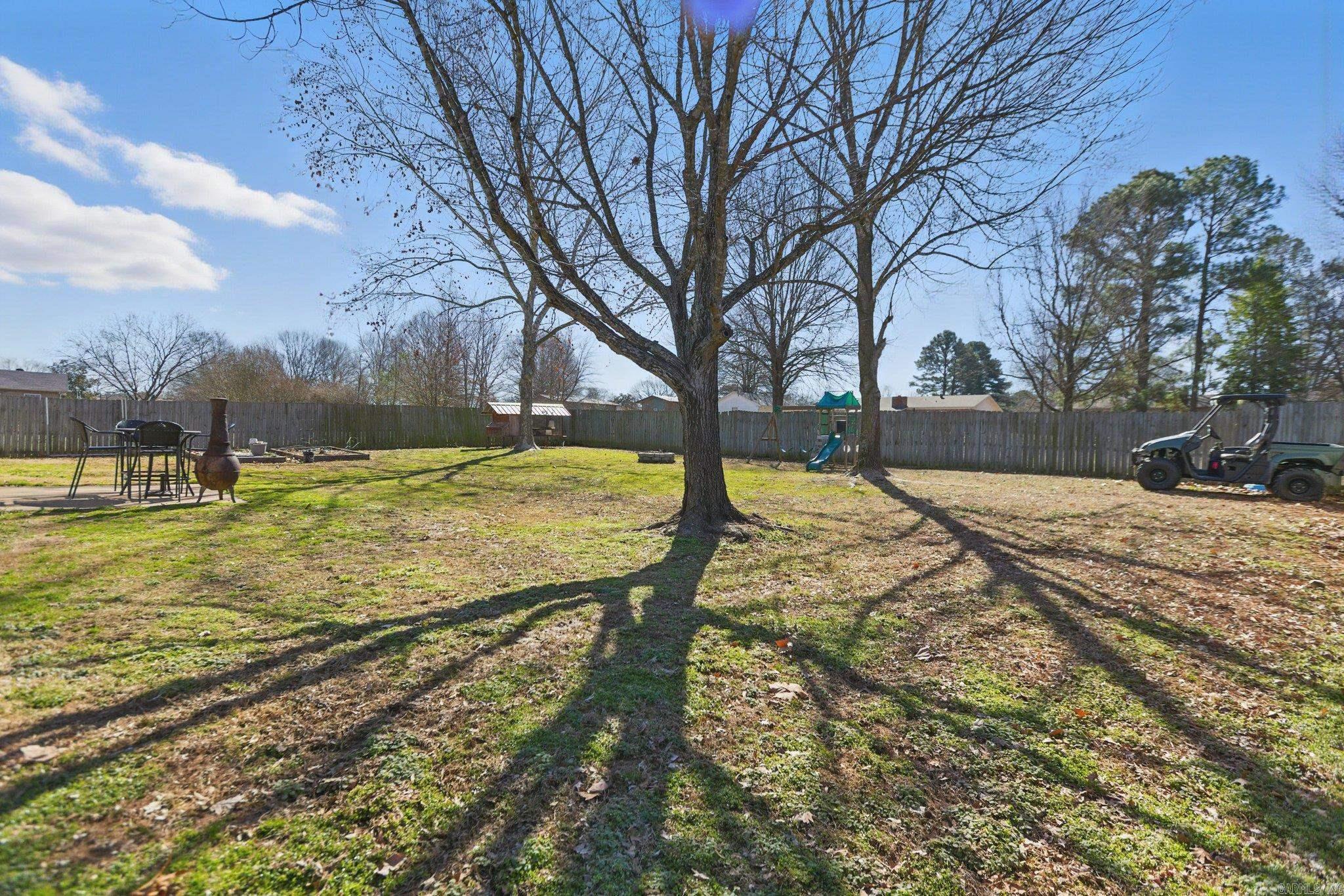 COUNTRY WOOD SUB UNIT - Residential