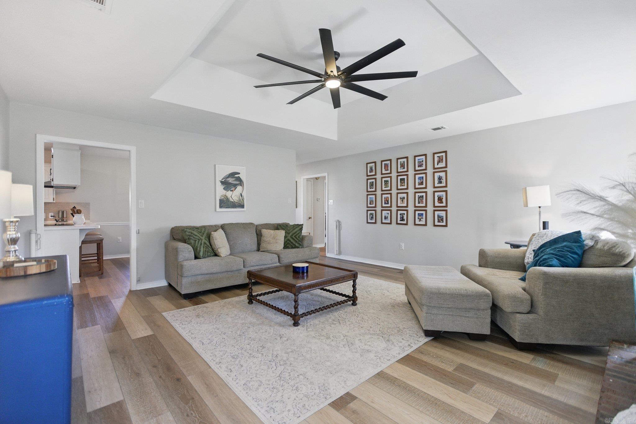 COUNTRY WOOD SUB UNIT - Residential