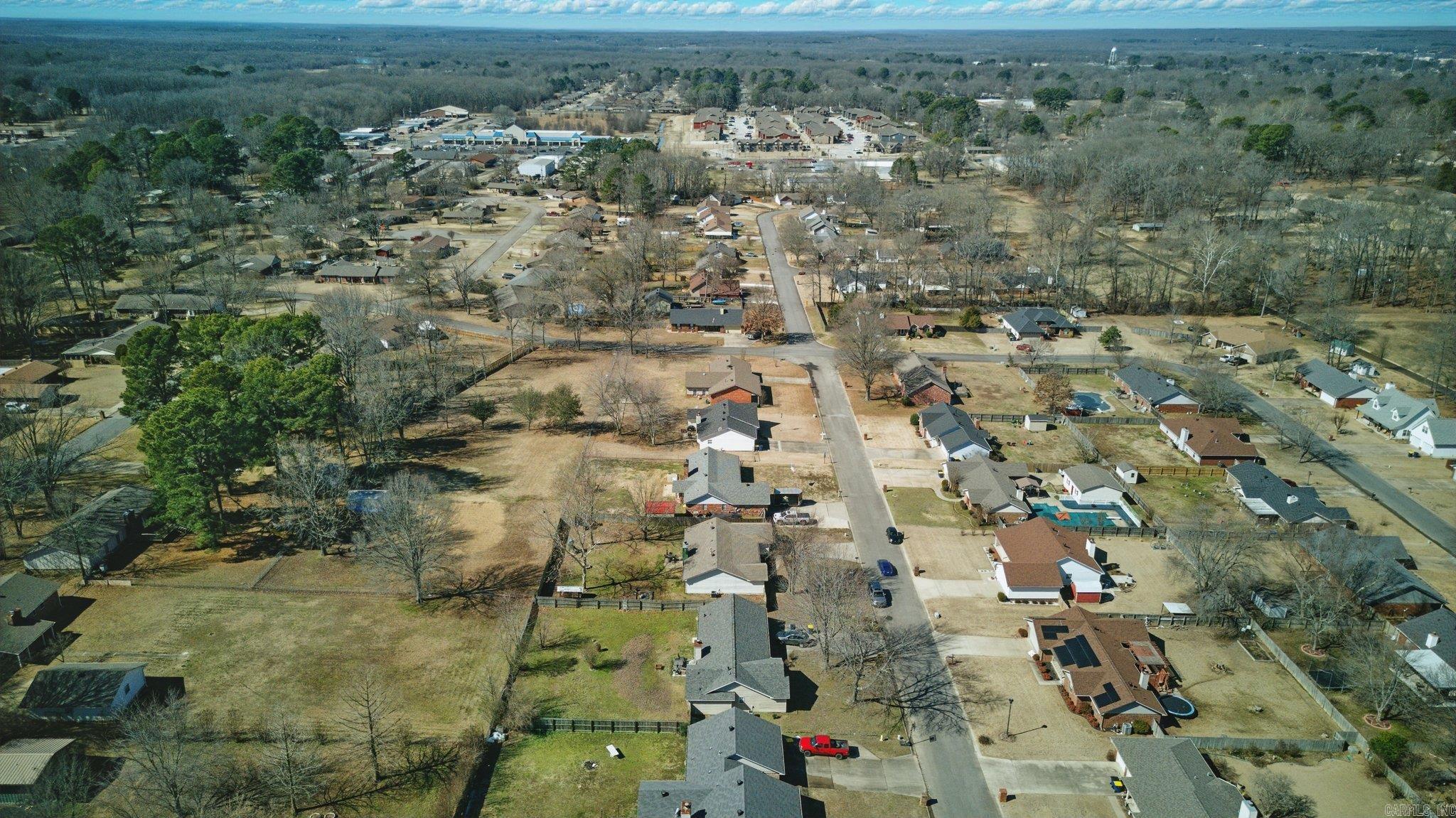 COUNTRY WOOD SUB UNIT - Residential