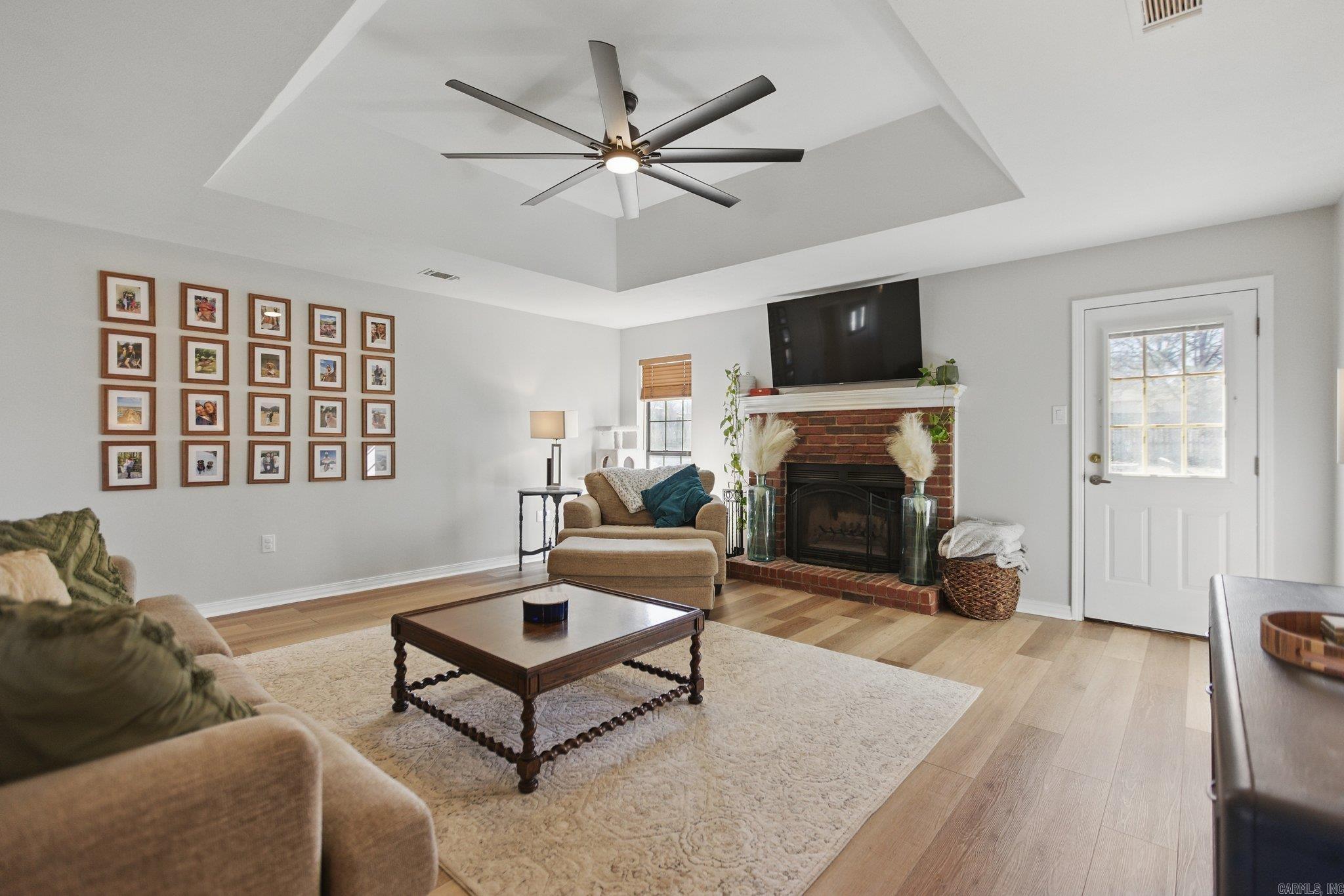 COUNTRY WOOD SUB UNIT - Residential