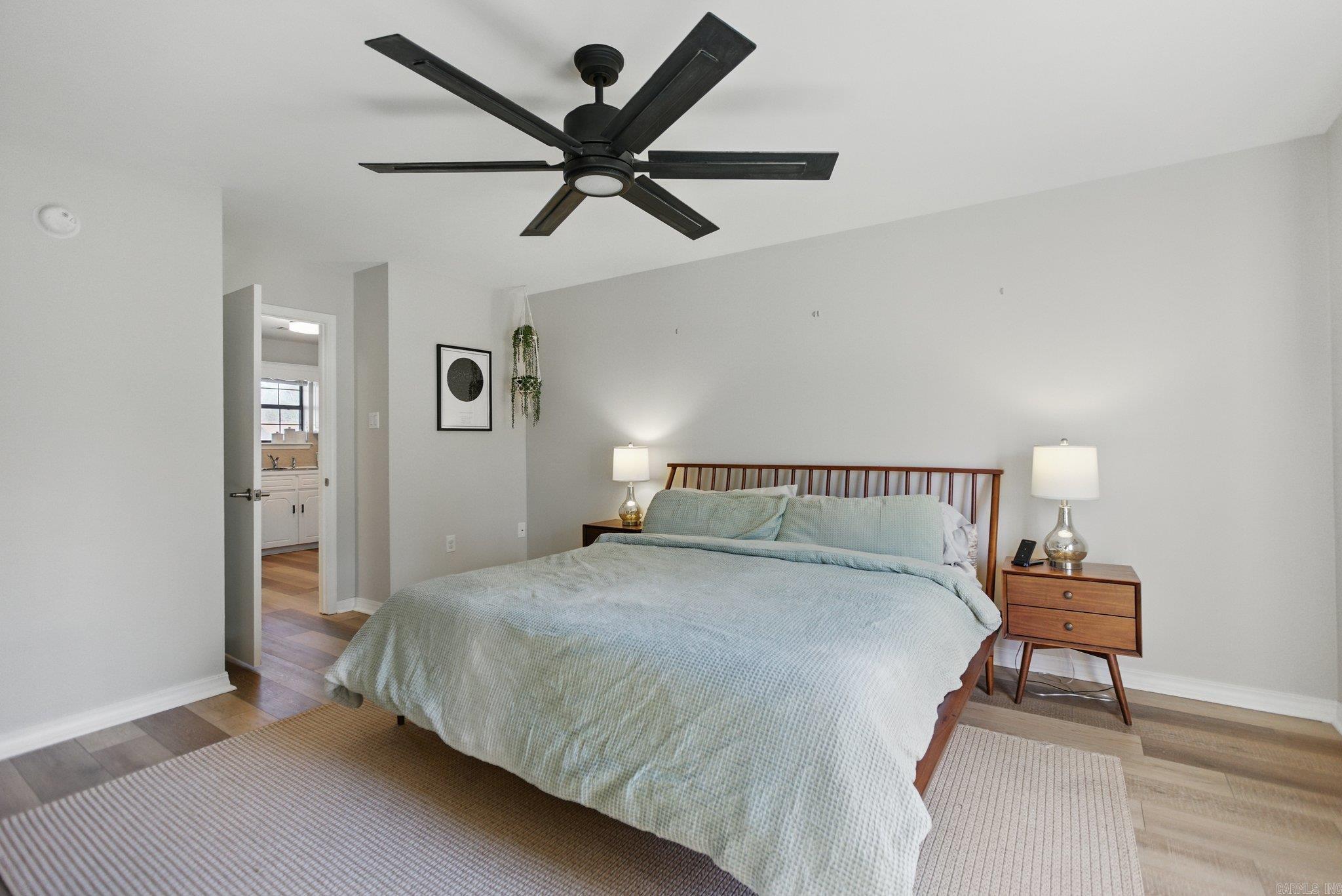 COUNTRY WOOD SUB UNIT - Residential