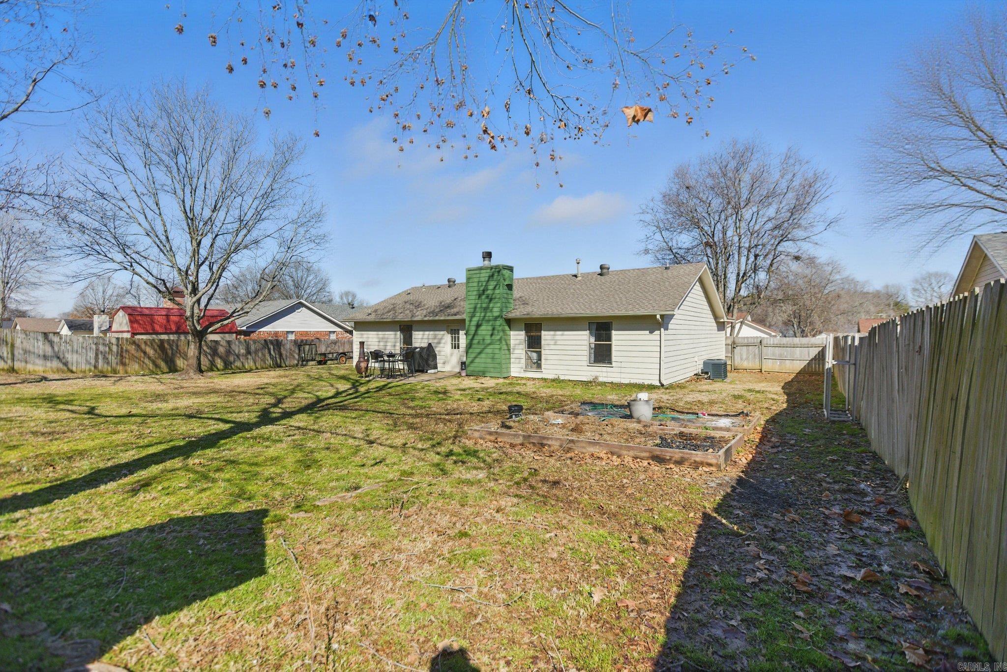 COUNTRY WOOD SUB UNIT - Residential