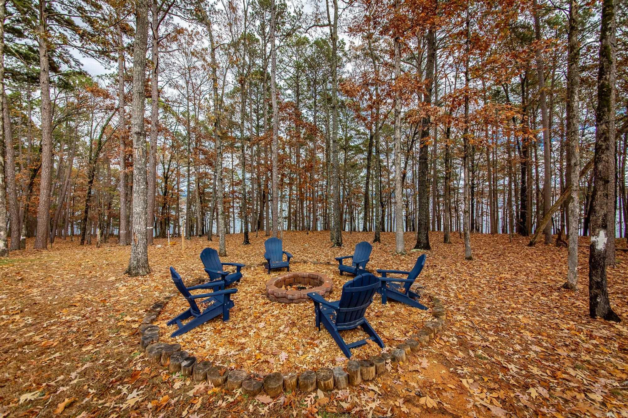 EAST SHORES AT TANNENBAUM - Residential